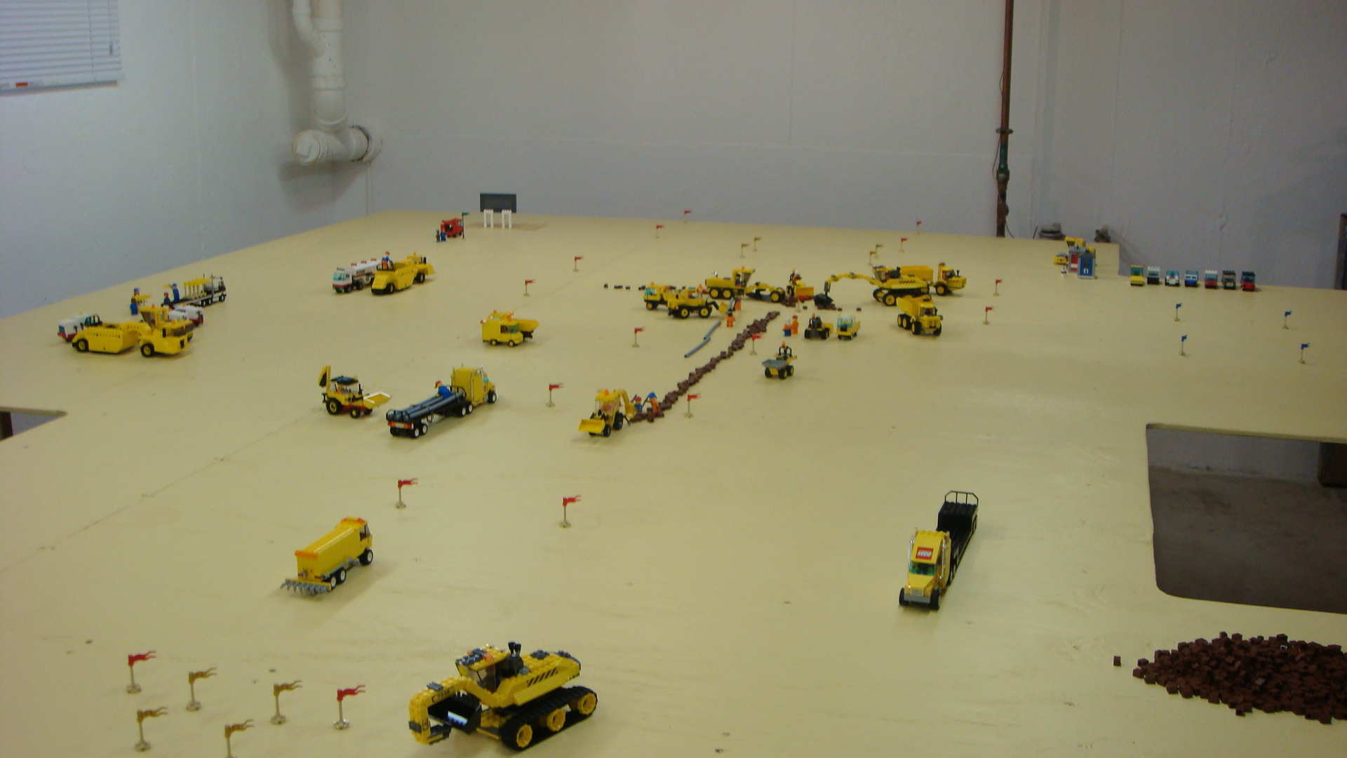 074_overview3.jpg