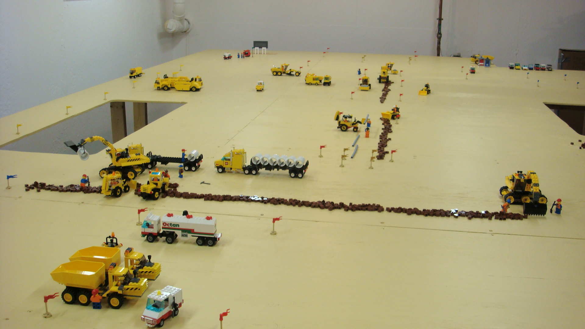 083_overview4.jpg