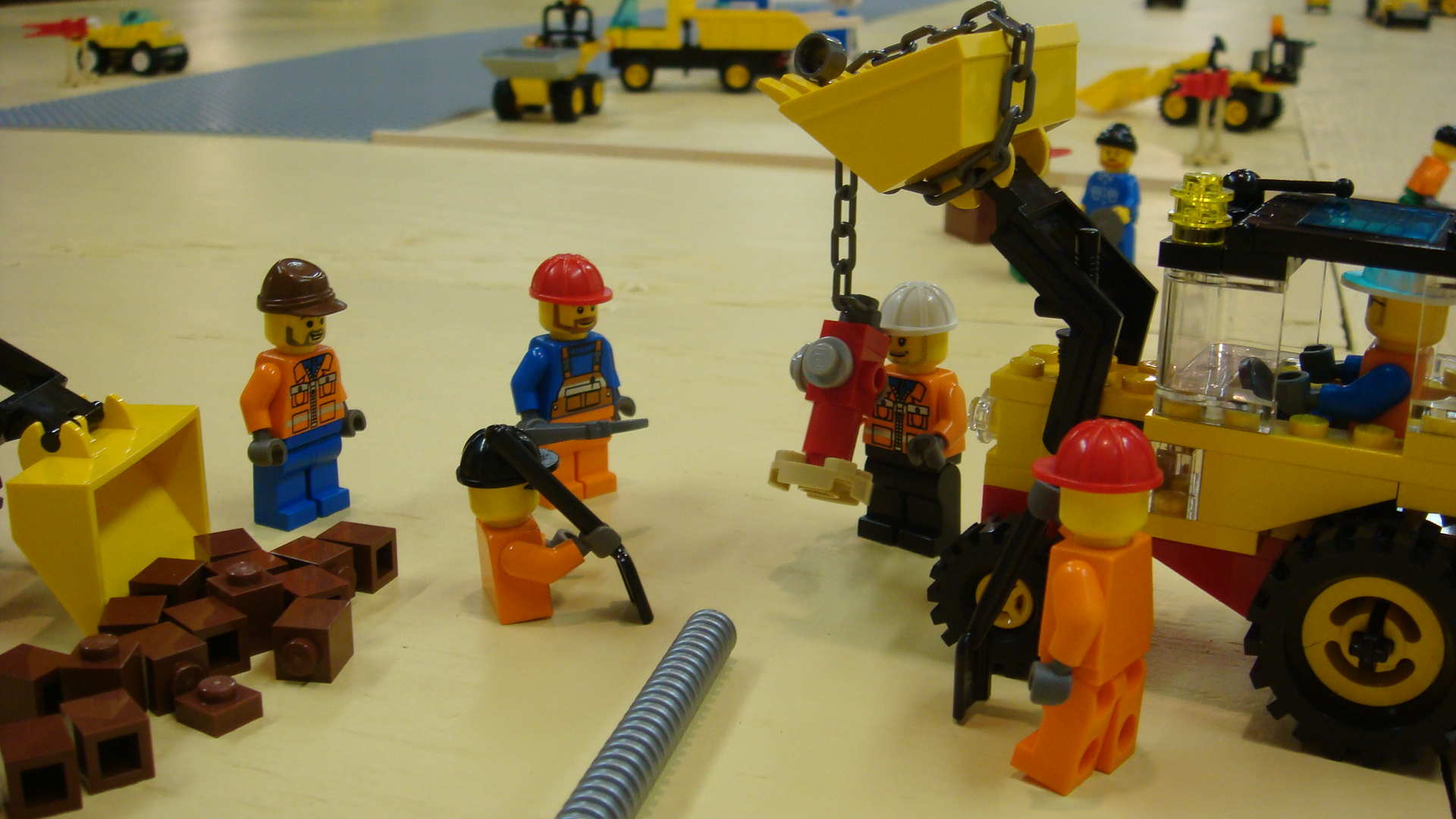 145_first_hydrant_is_installed.jpg