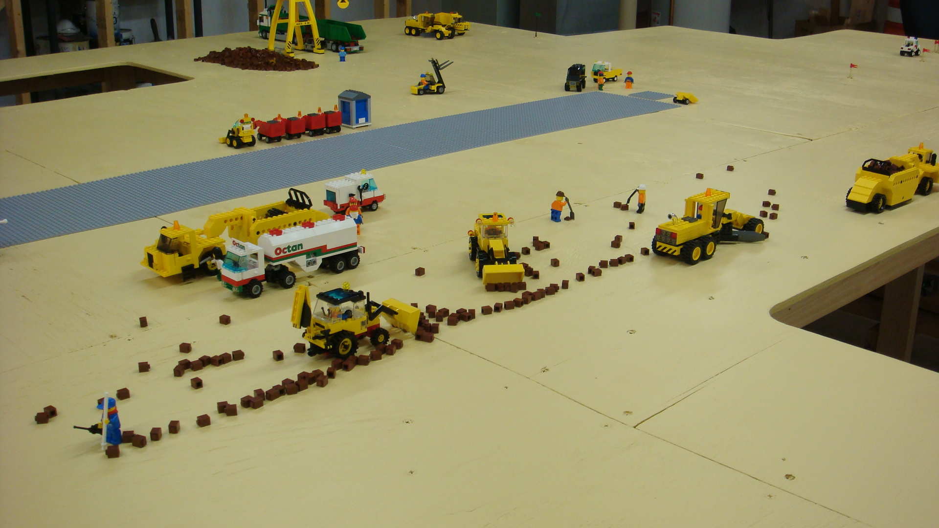 162_taxiway_work_continues.jpg