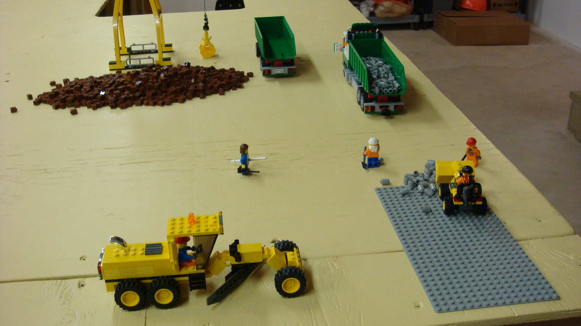 282_gravel_arrives_for_runway.jpg