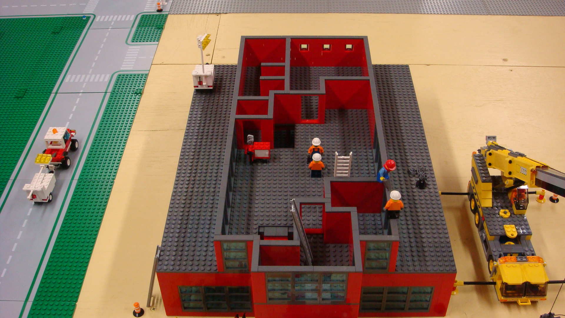 380_crew_quarters_complete.jpg