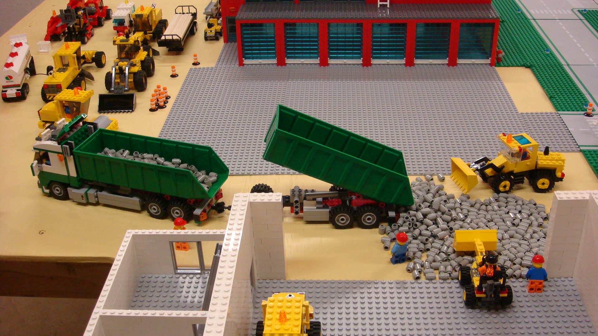 407_finishing_the_tarmac_base.jpg