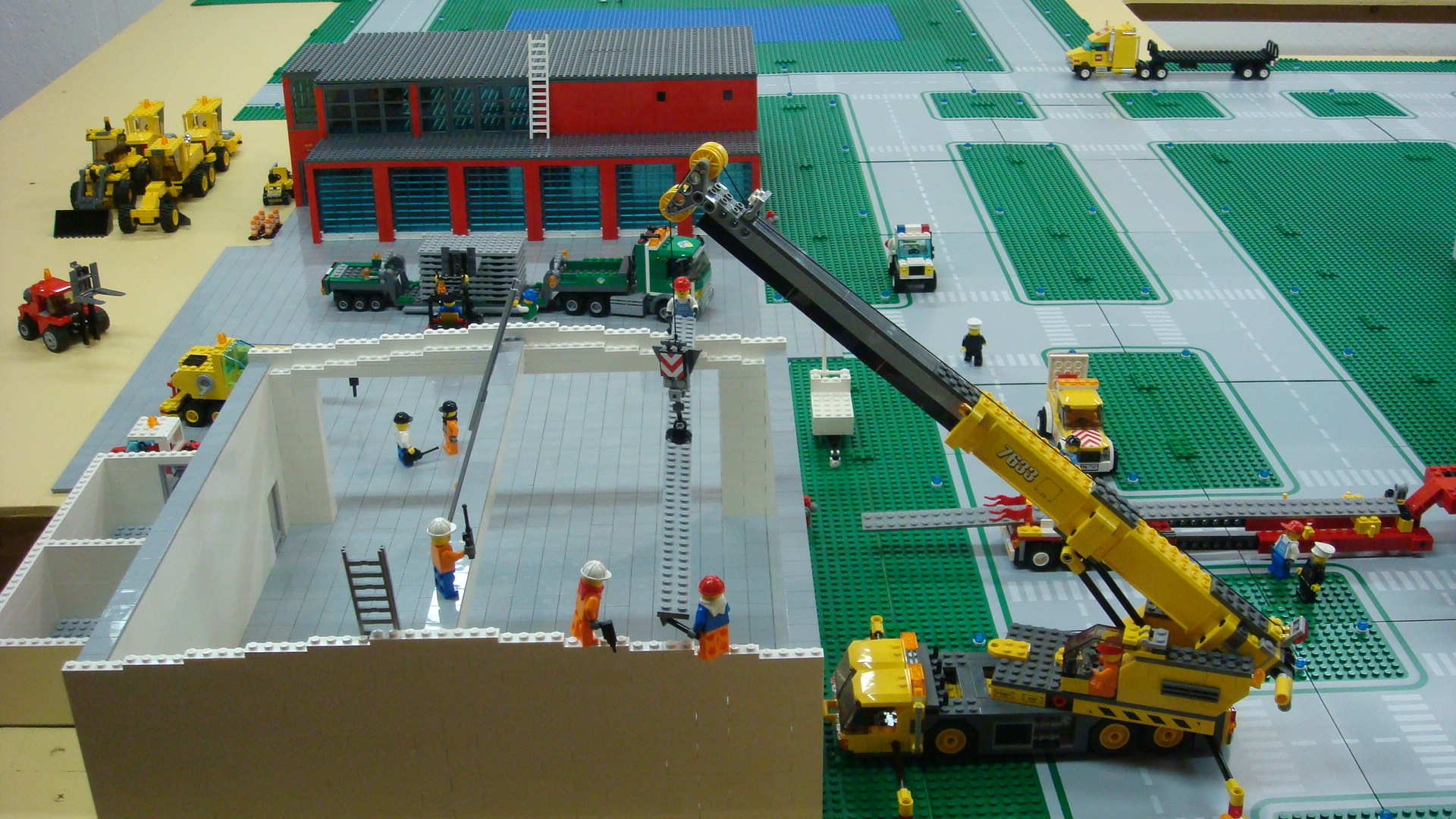 425_work_begins_on_hanger_roof.jpg