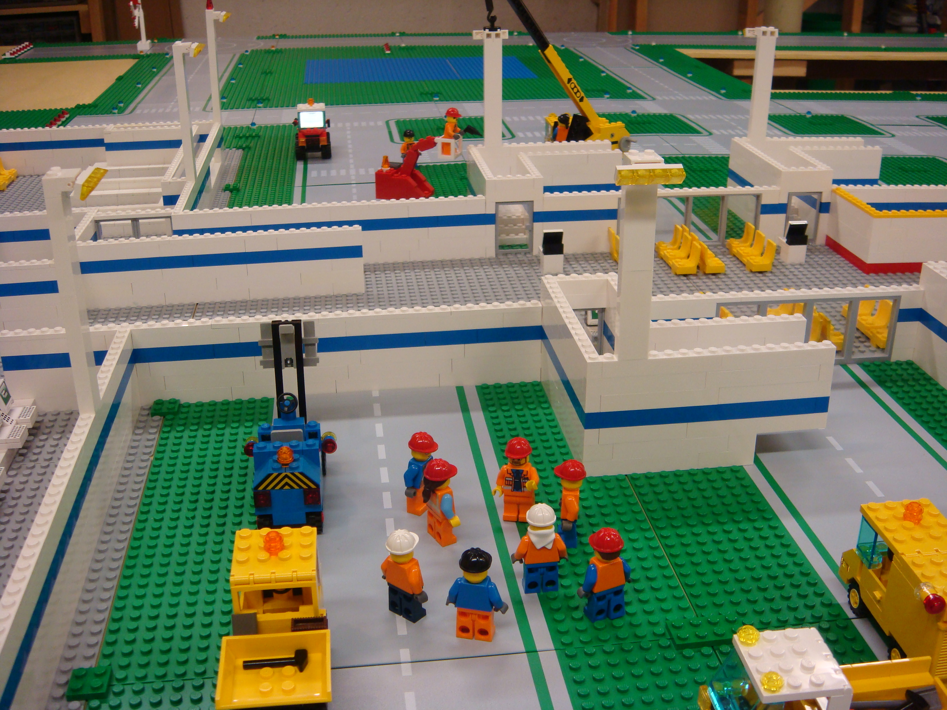 453_renovations_begin_to_add_gates.jpg