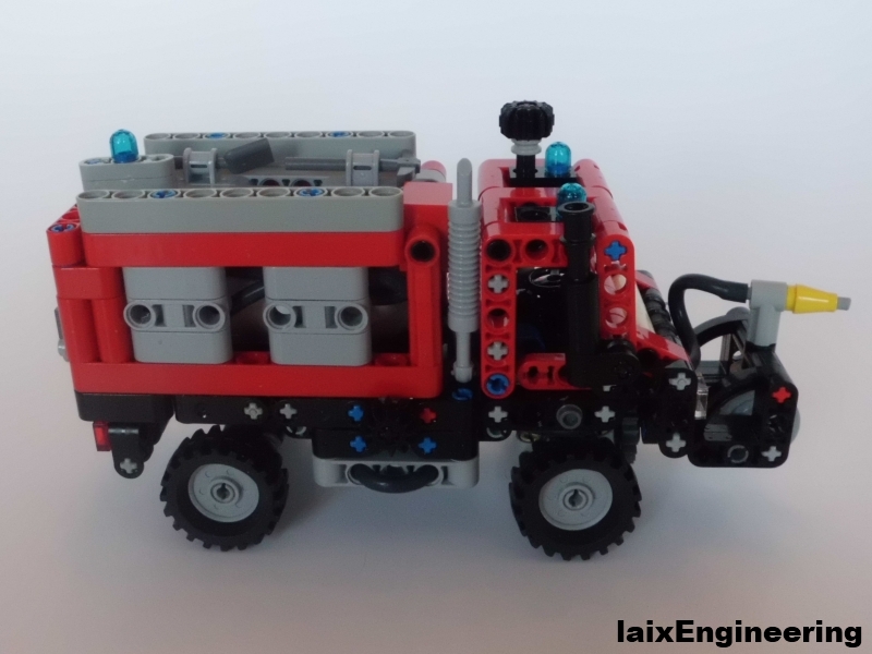 mini_unimog_fire_brigade_04_small.jpg