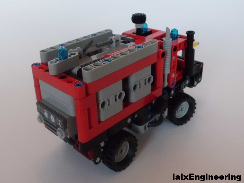mini_unimog_fire_brigade_05_small.jpg