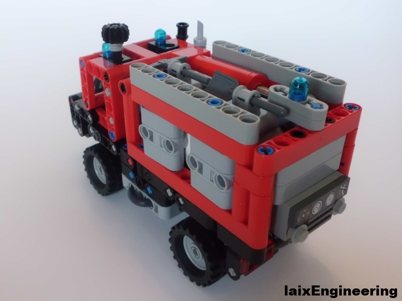 mini_unimog_fire_brigade_06_small.jpg