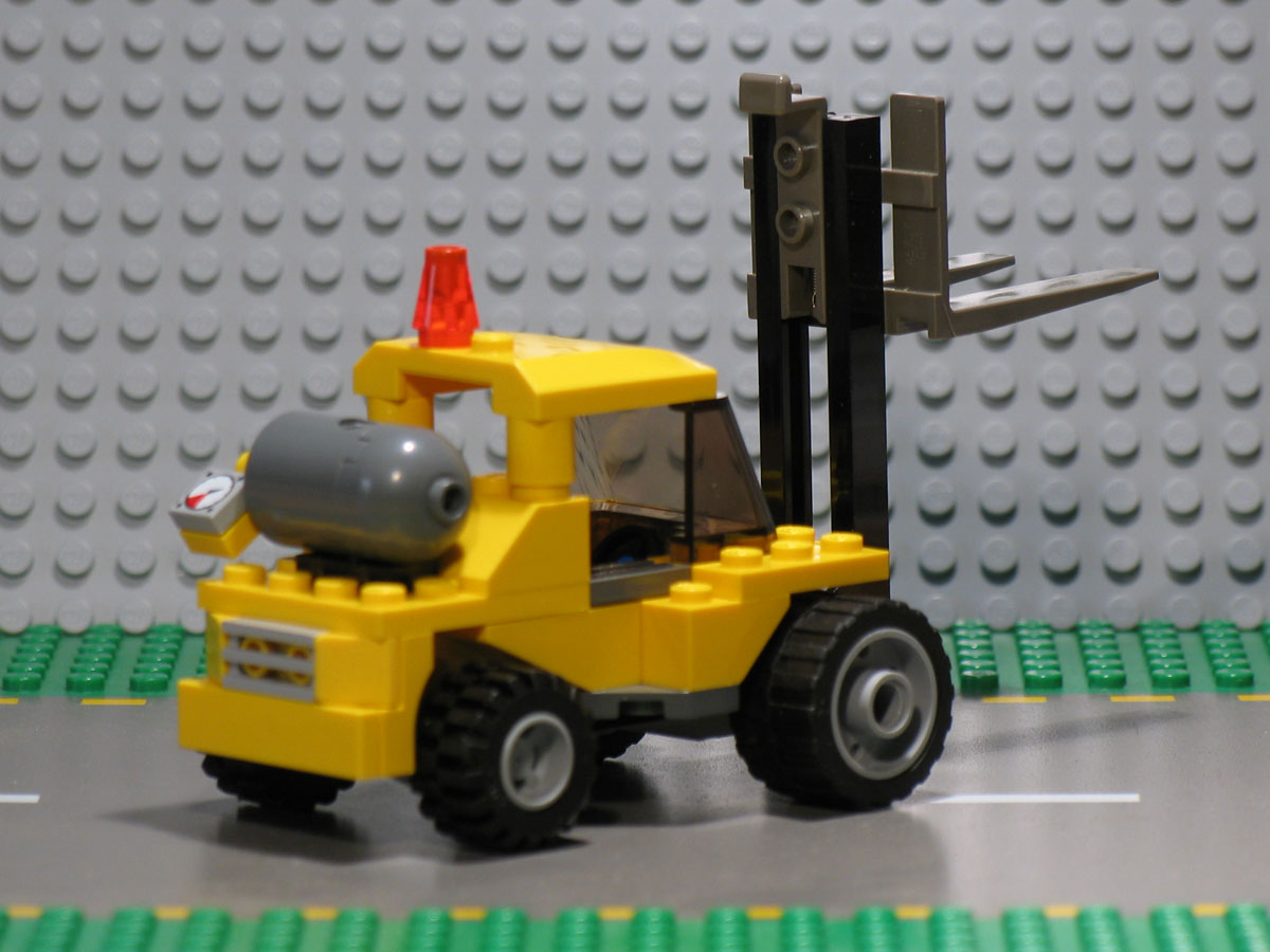 7898-forklift_1.jpg