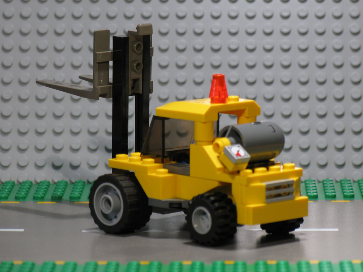 7898-forklift_2.jpg