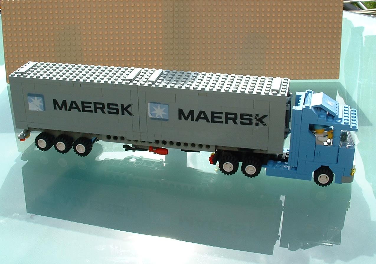 maersk_001.jpg