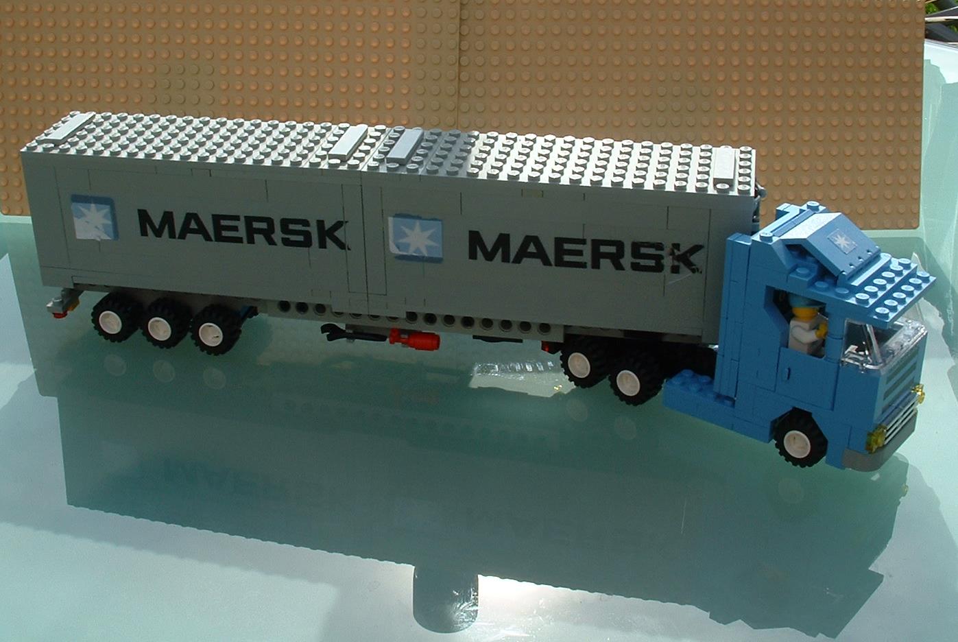 maersk_002.jpg