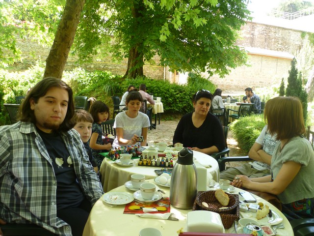 02.jpg
