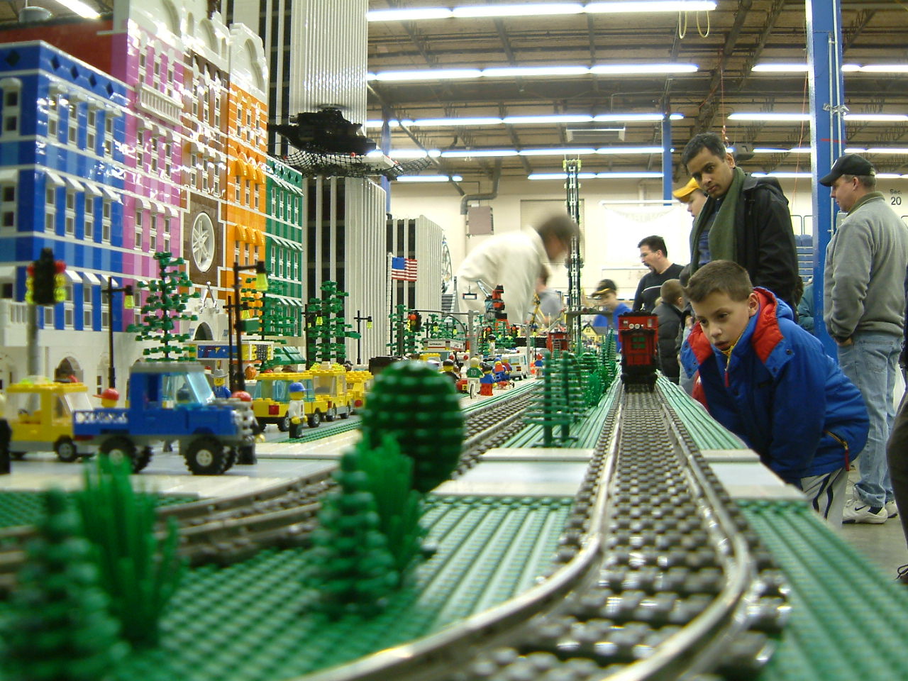 legotrain20.jpg