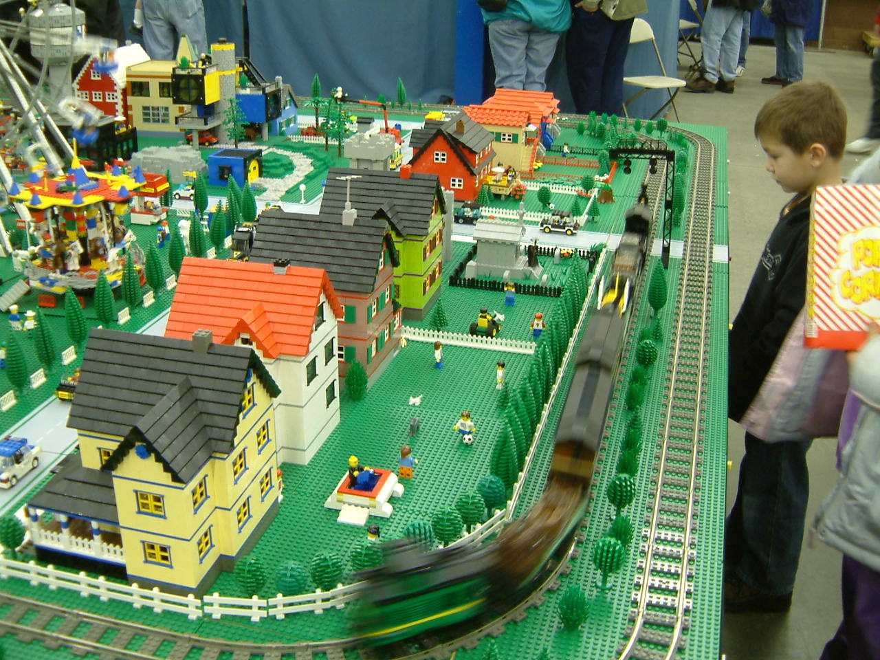 legotrain29.jpg