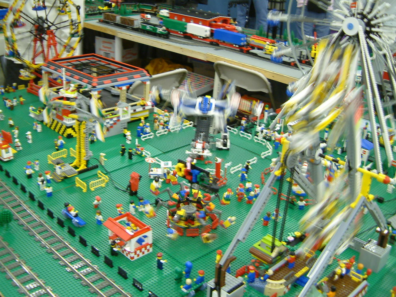 legotrain31.jpg