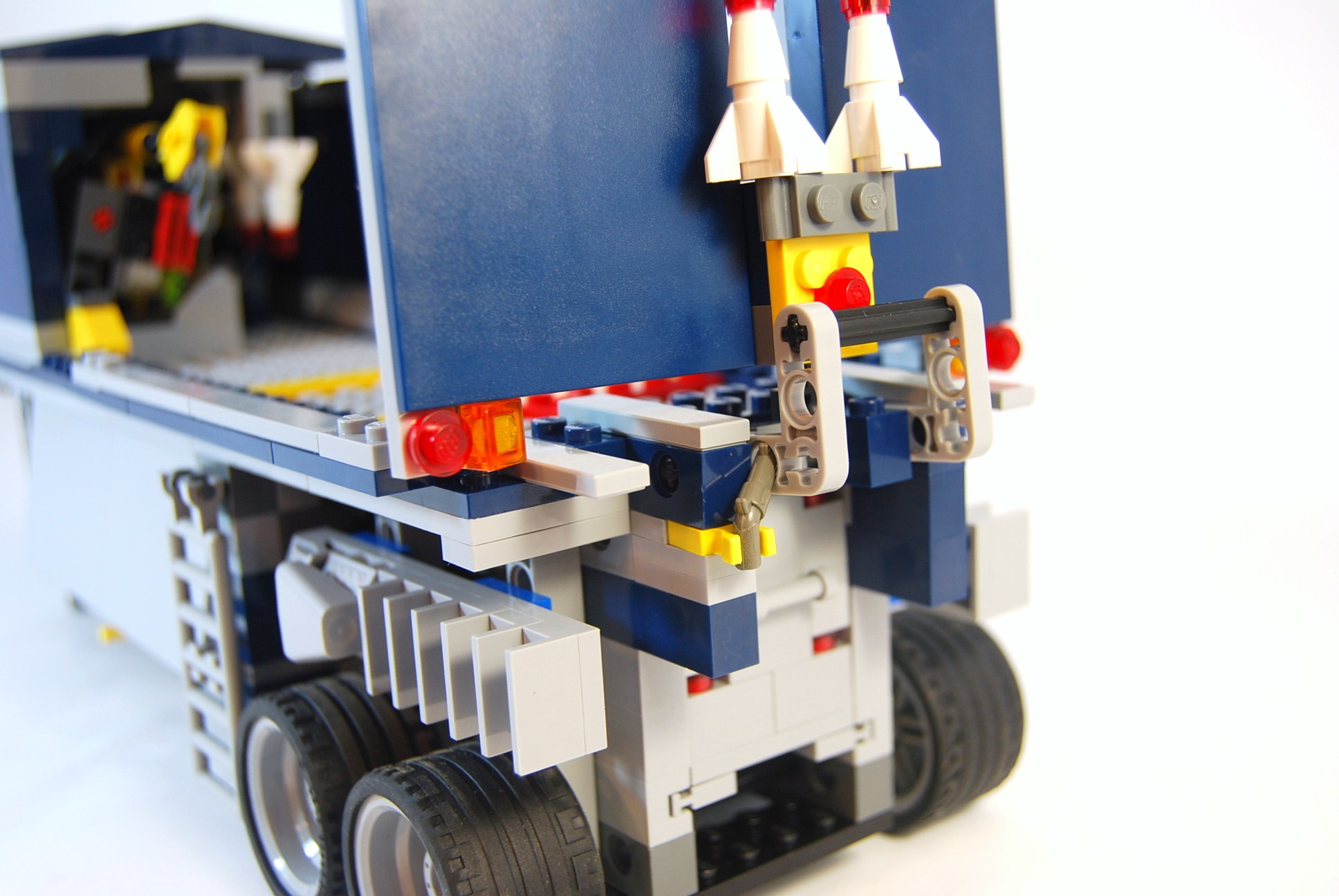 agent_truck_09.jpg