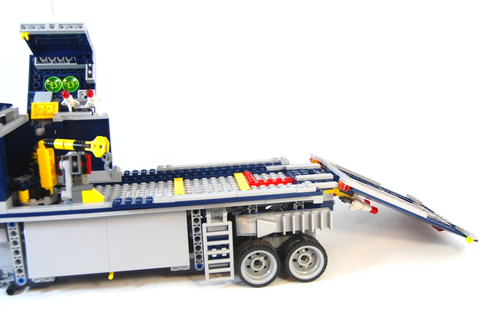 agent_truck_16.jpg