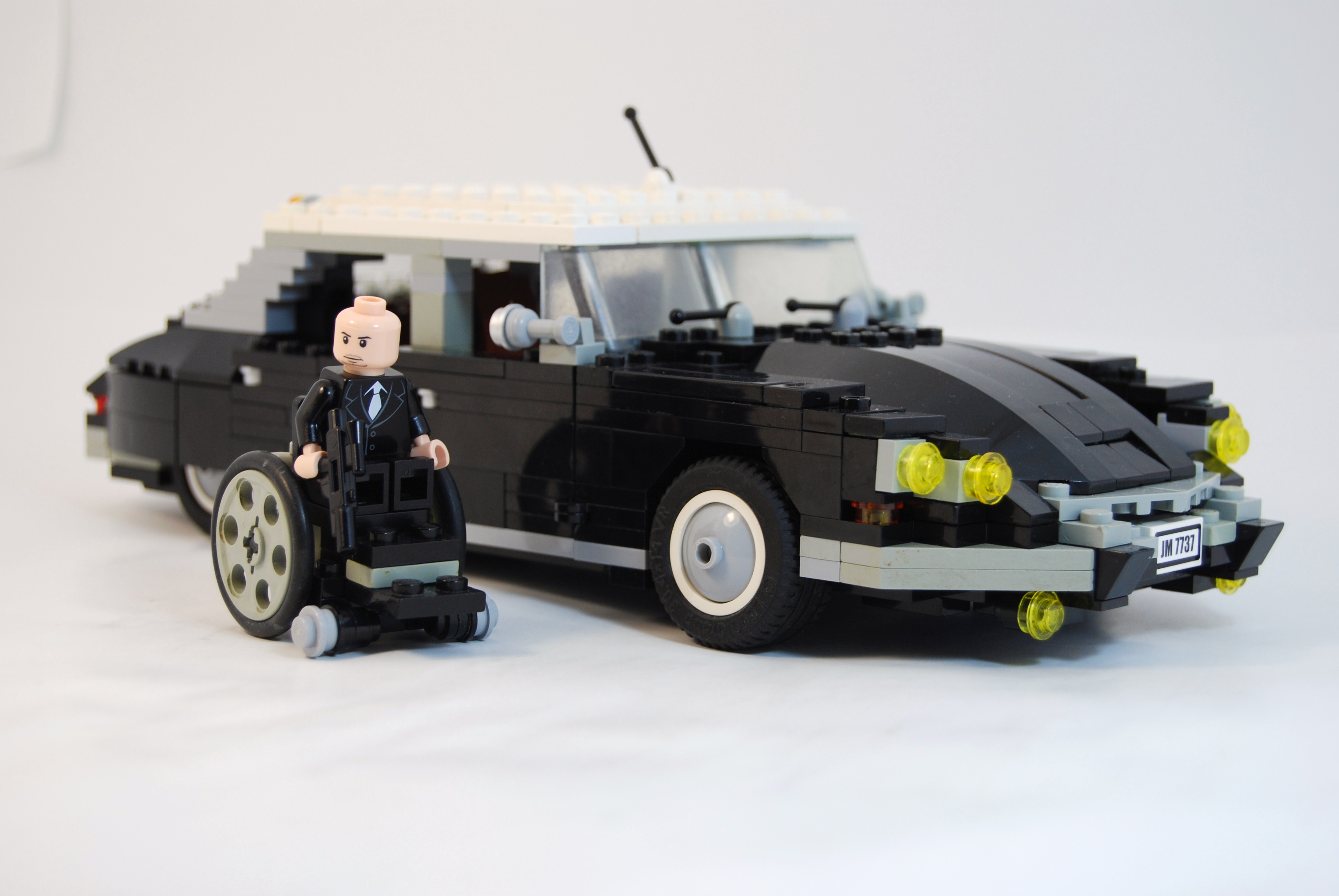 dr_nothing_citroen_ds_03.jpg