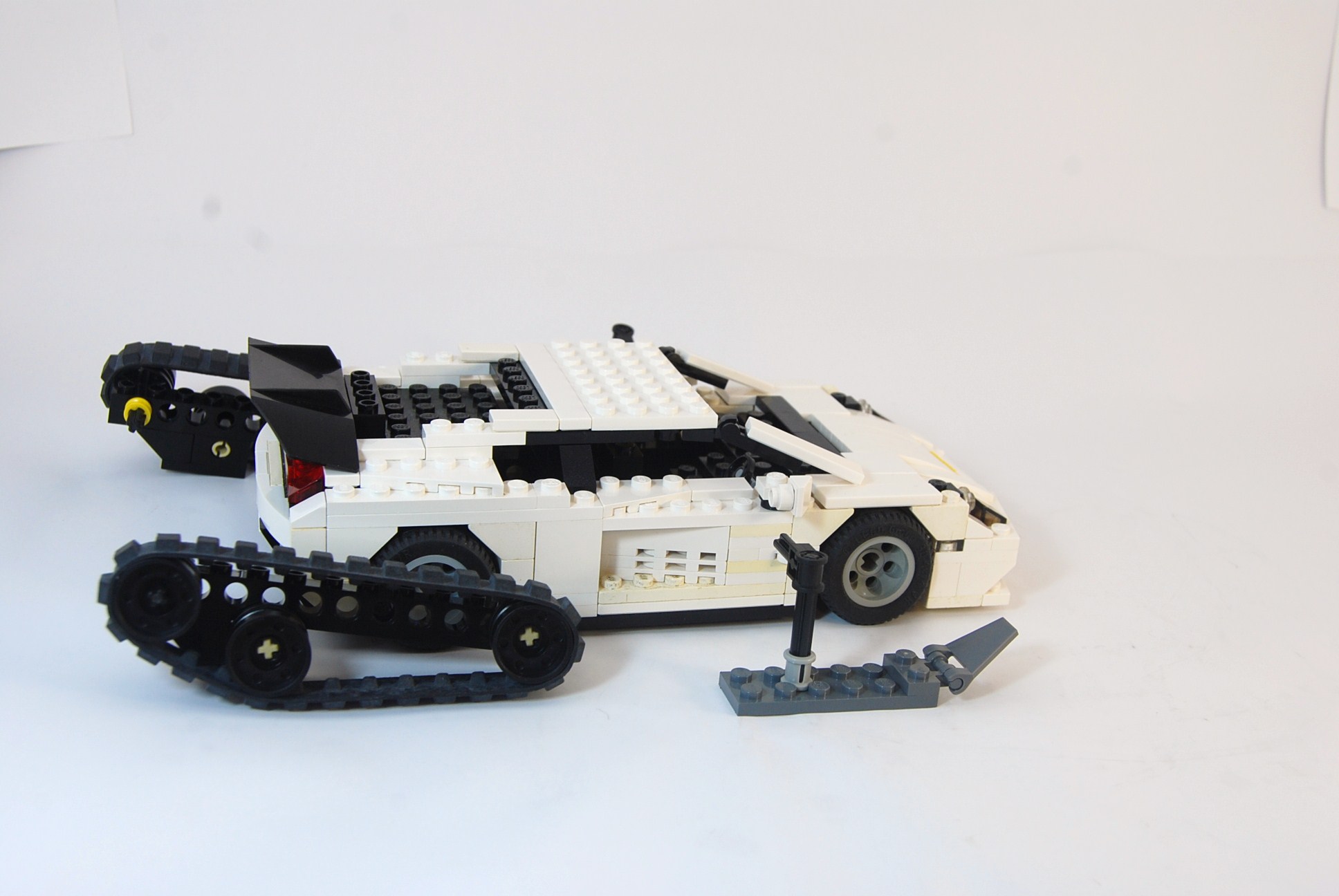janus_lamborghini_snow_20.jpg