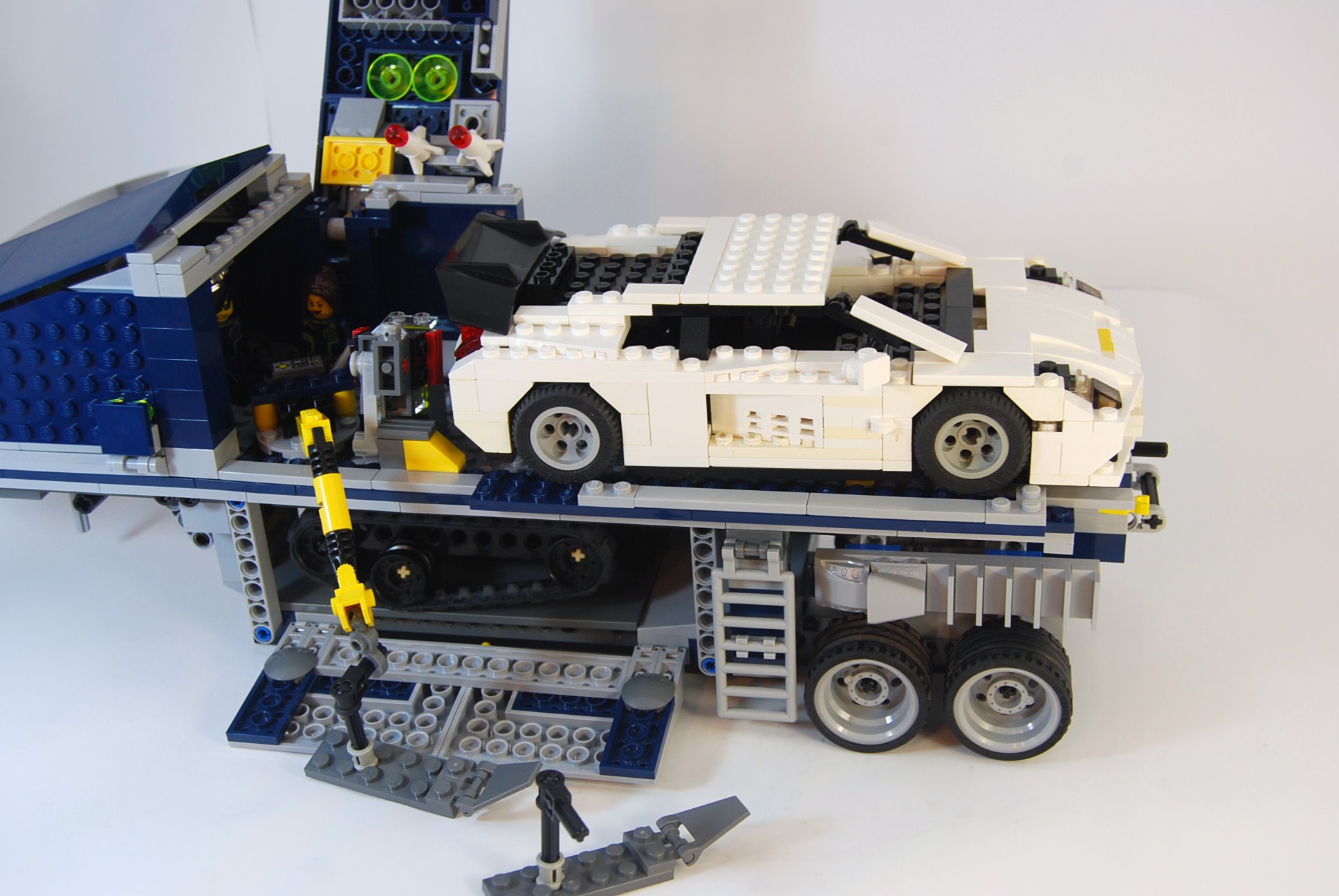 janus_lamborghini_snow_24.jpg
