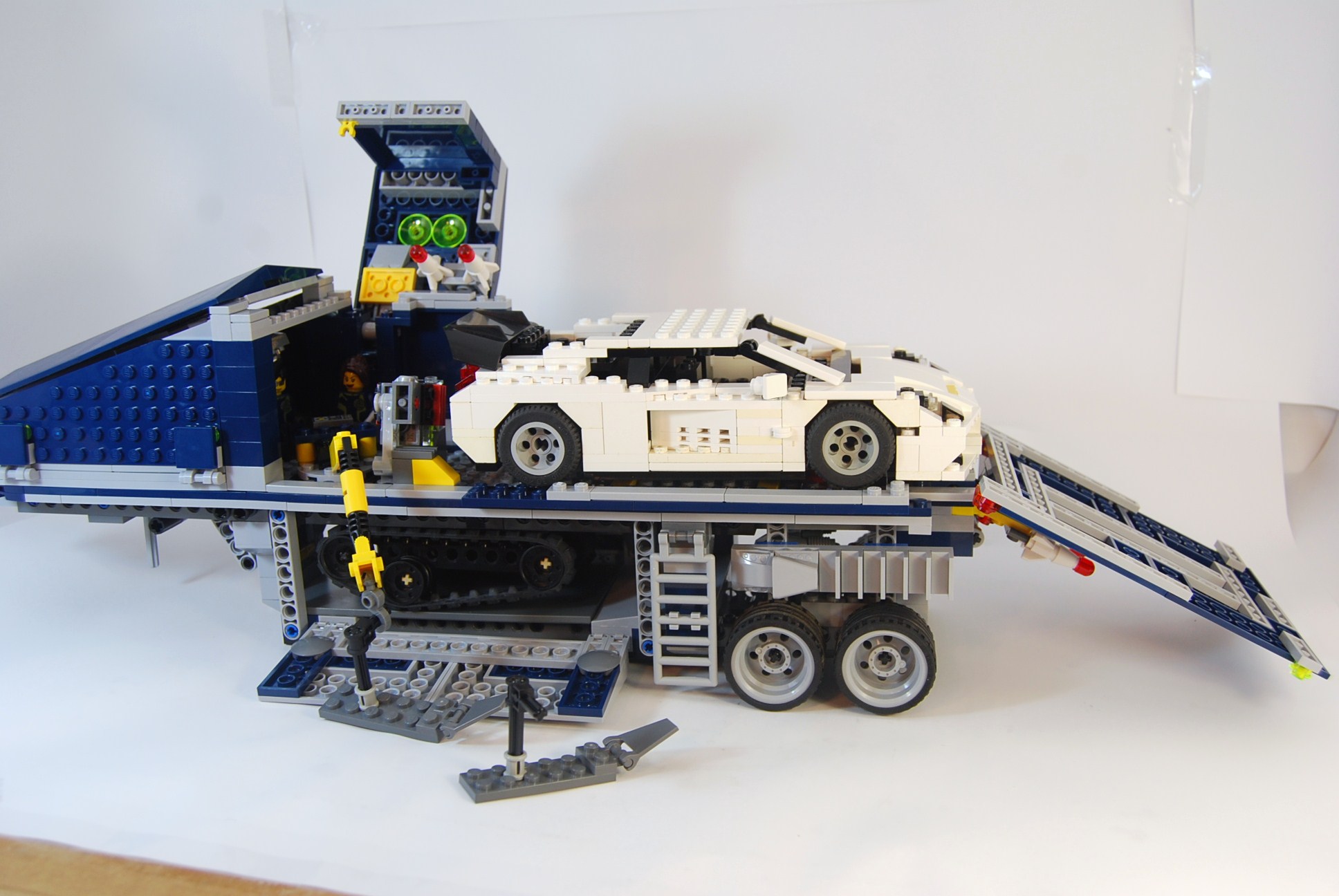 janus_lamborghini_snow_27.jpg