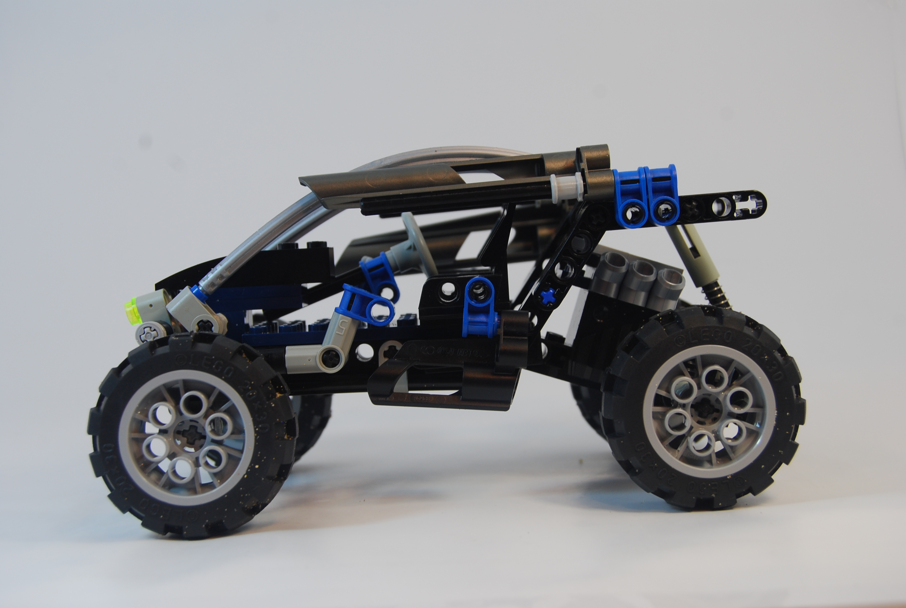 janus_desert_blaster_studio_02.jpg