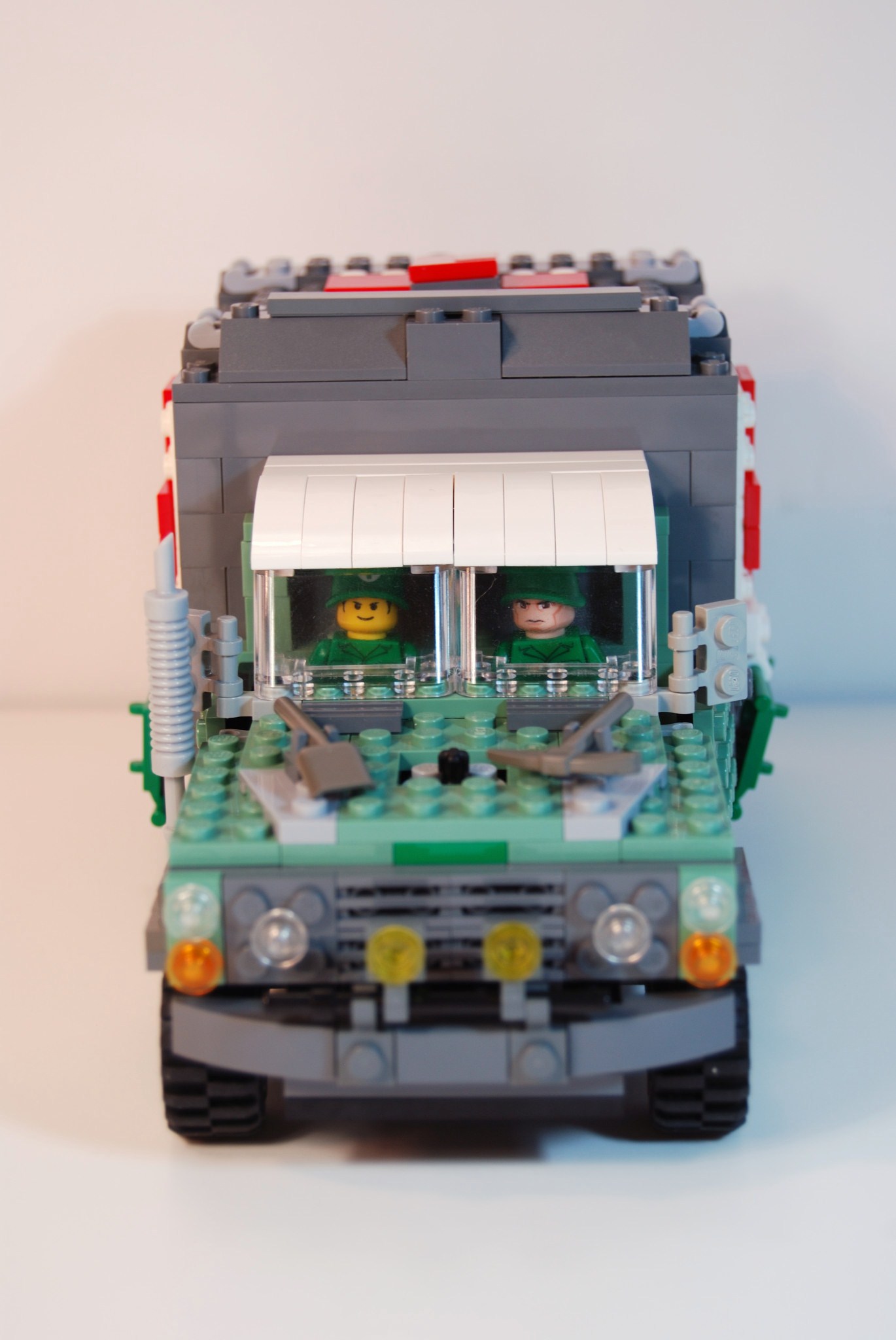 landrover_surveillance_13.jpg