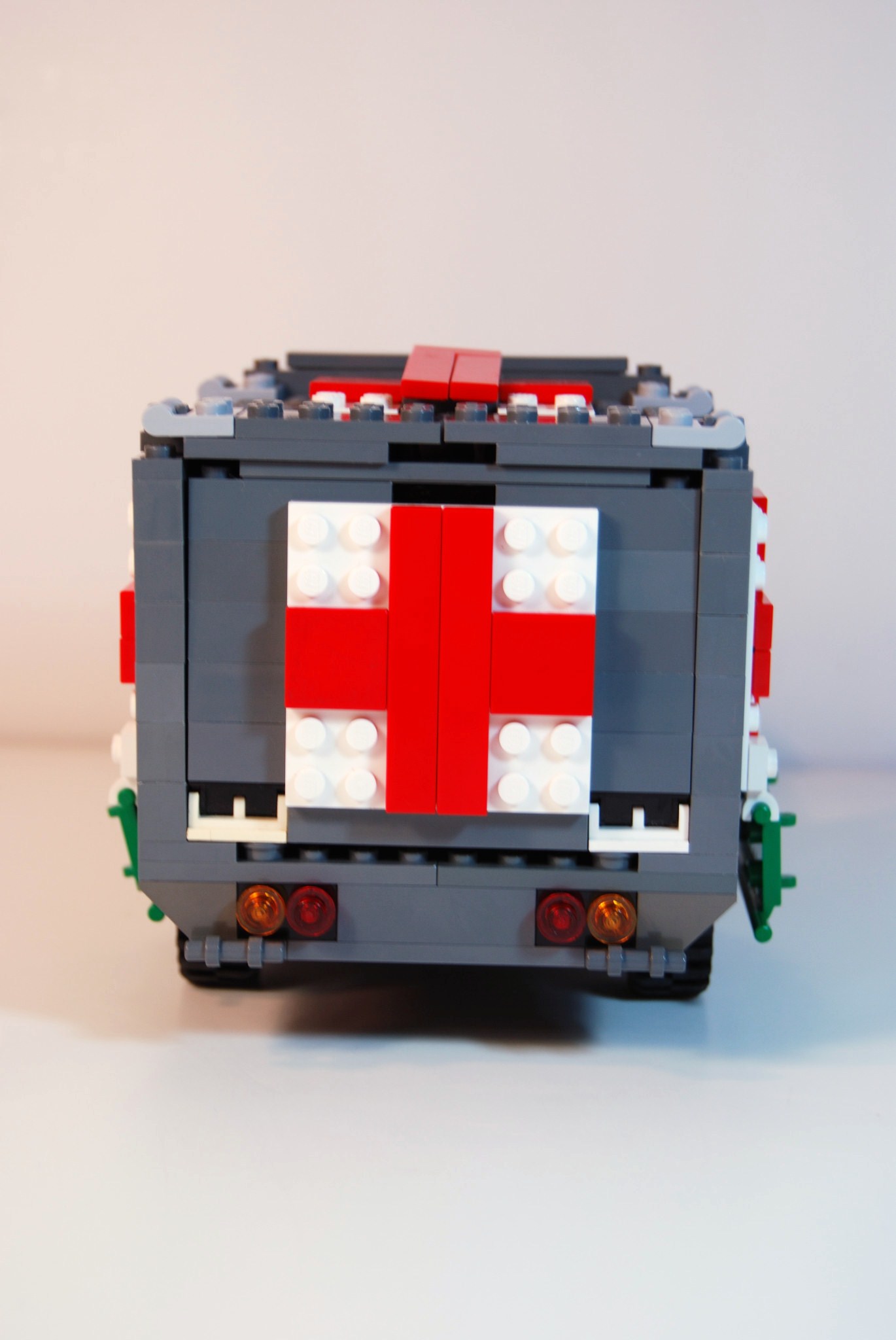 landrover_surveillance_26.jpg