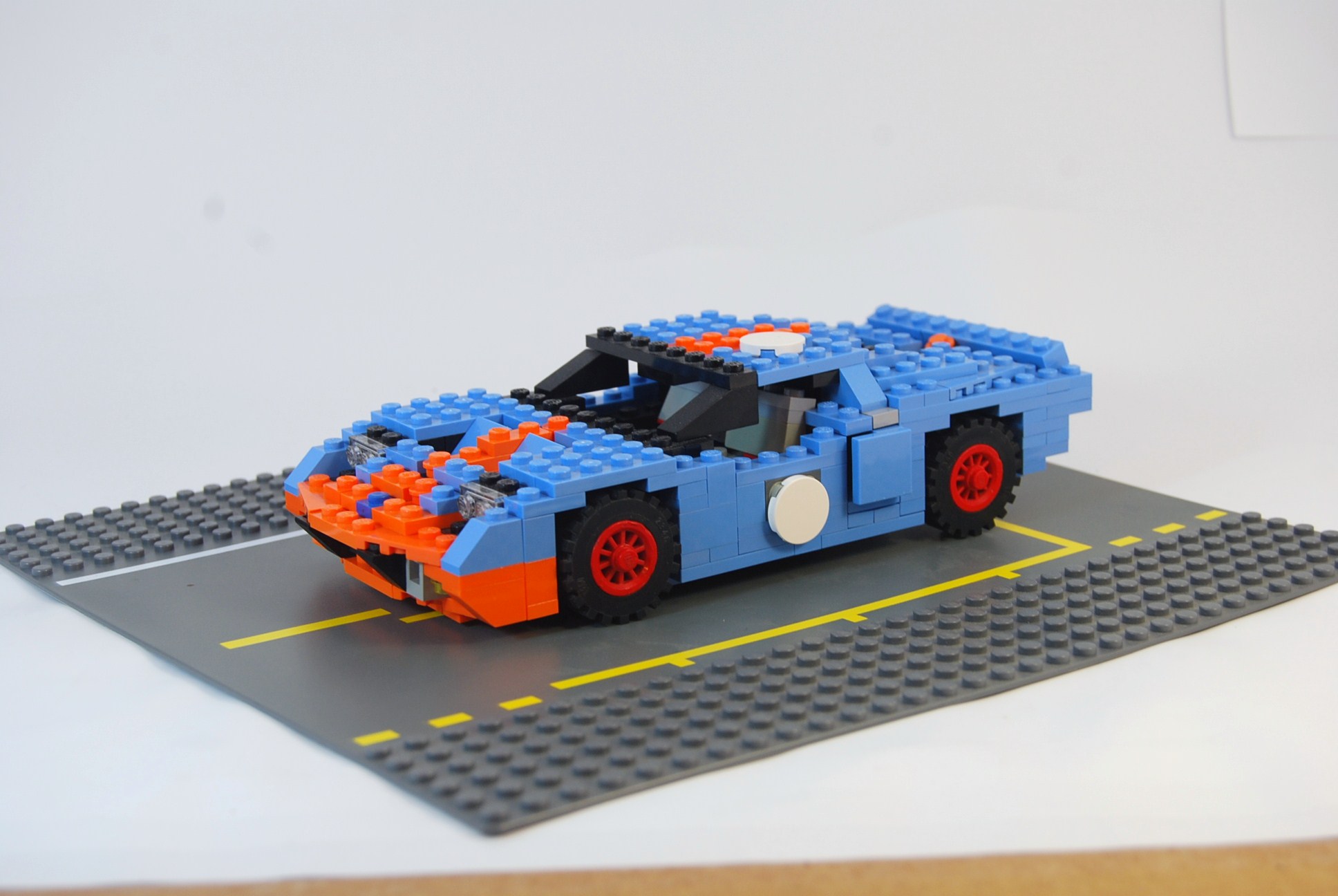 wc_conroy_ford_gt40_02.jpg