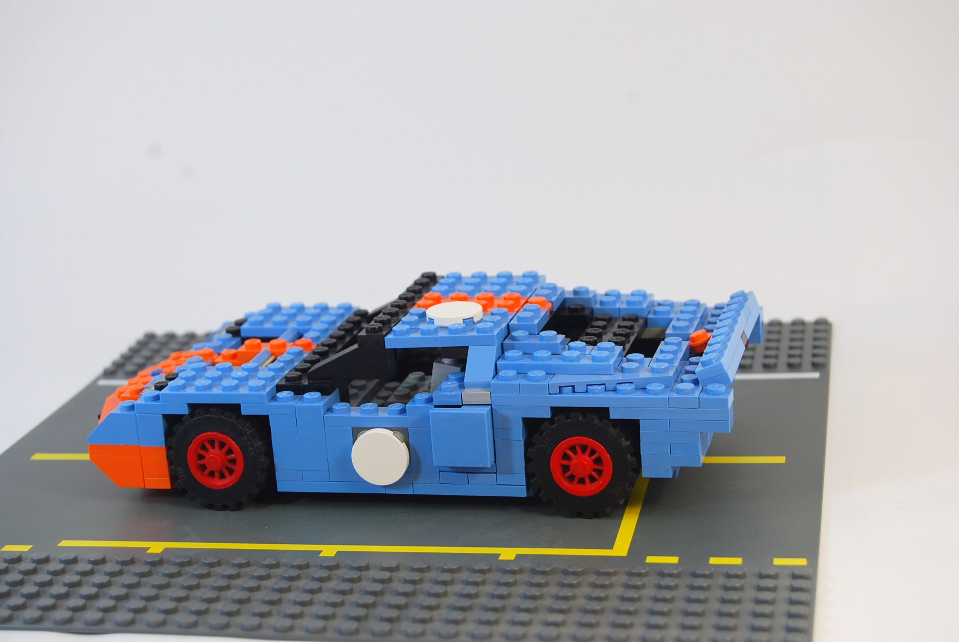 wc_conroy_ford_gt40_03.jpg