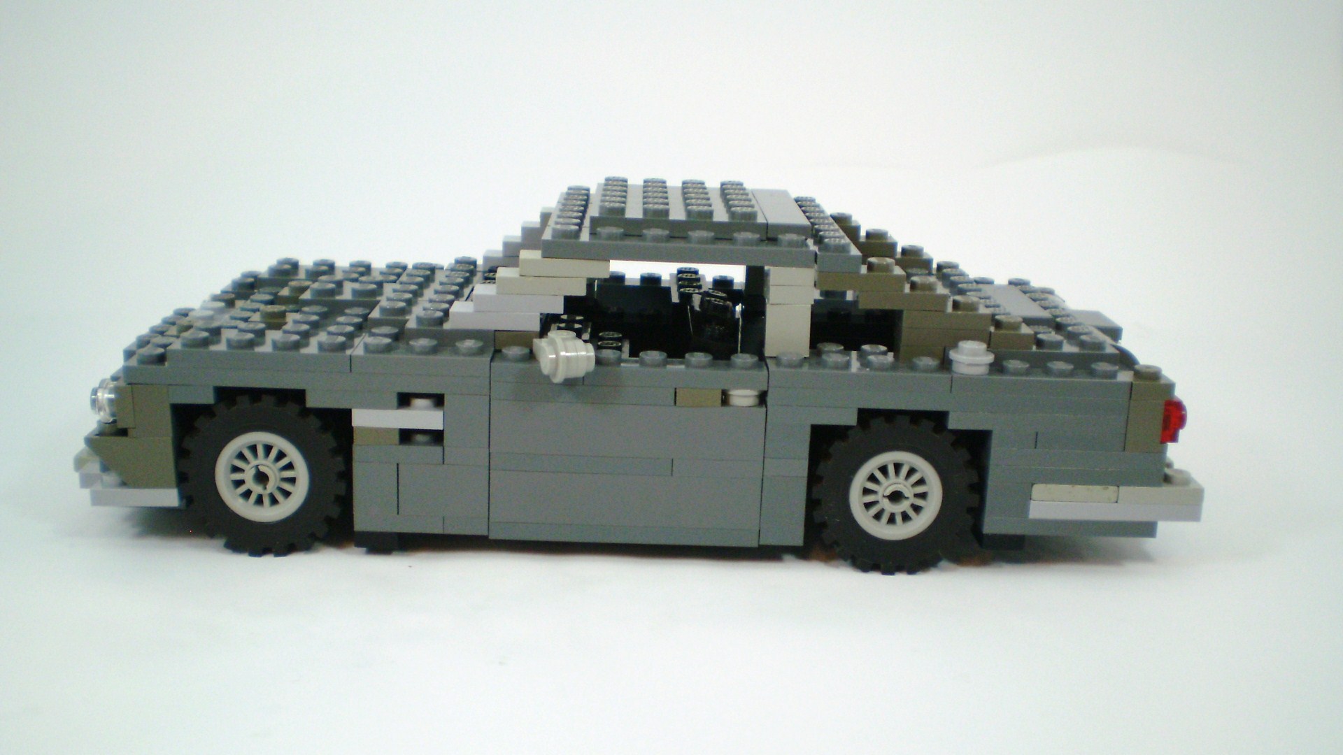 am_db5_06.jpg