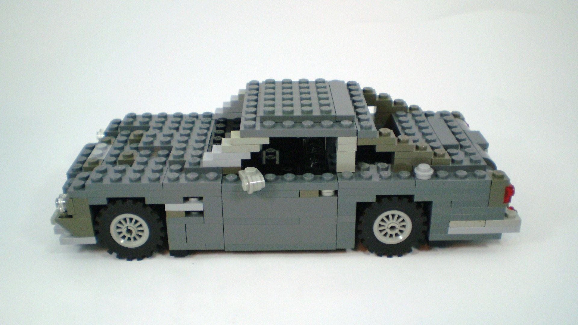 am_db5_07.jpg