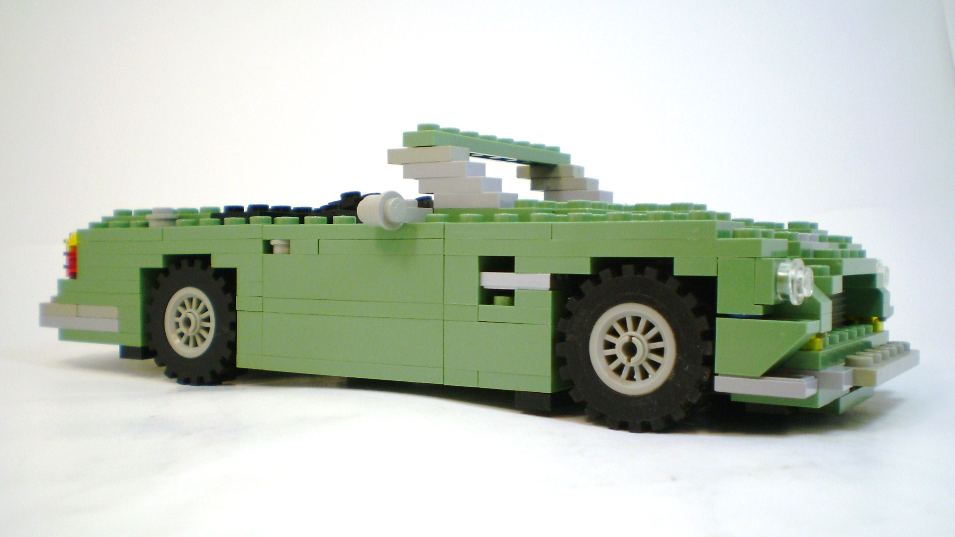 aston_martin_db5_volante_06.jpg