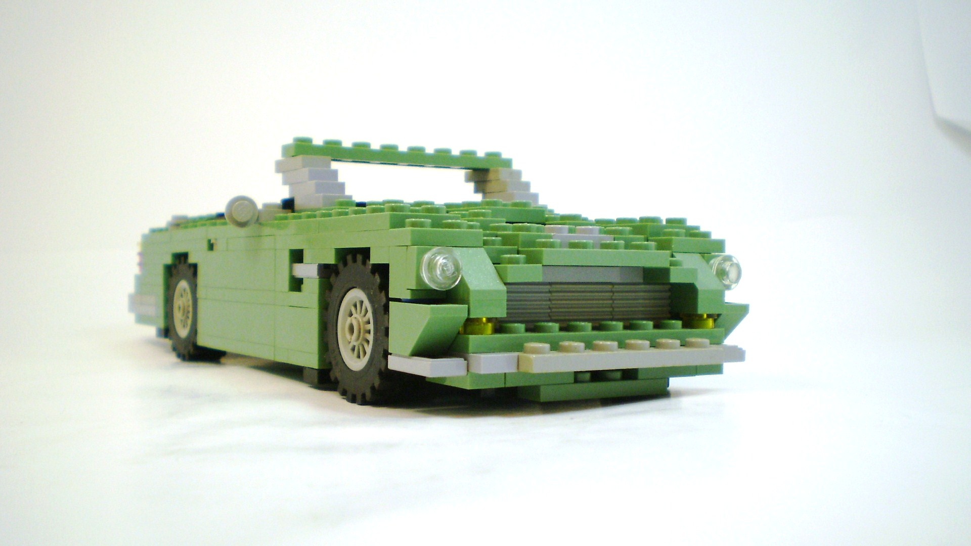 aston_martin_db5_volante_11.jpg