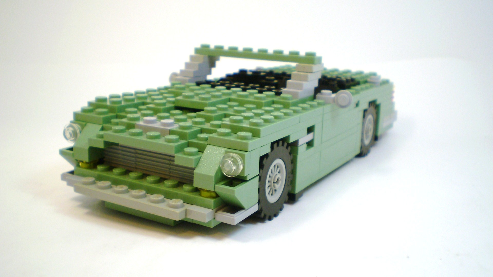 aston_martin_db5_volante_16.jpg