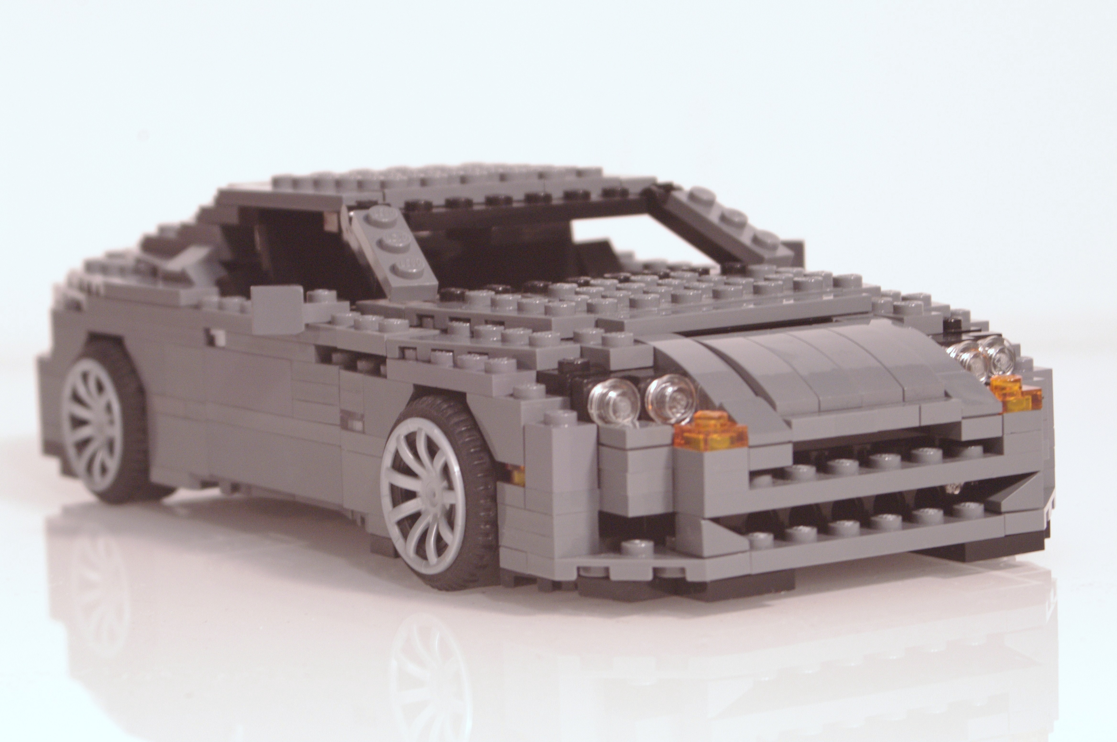 aston_martin_db9_coupe_01.jpg