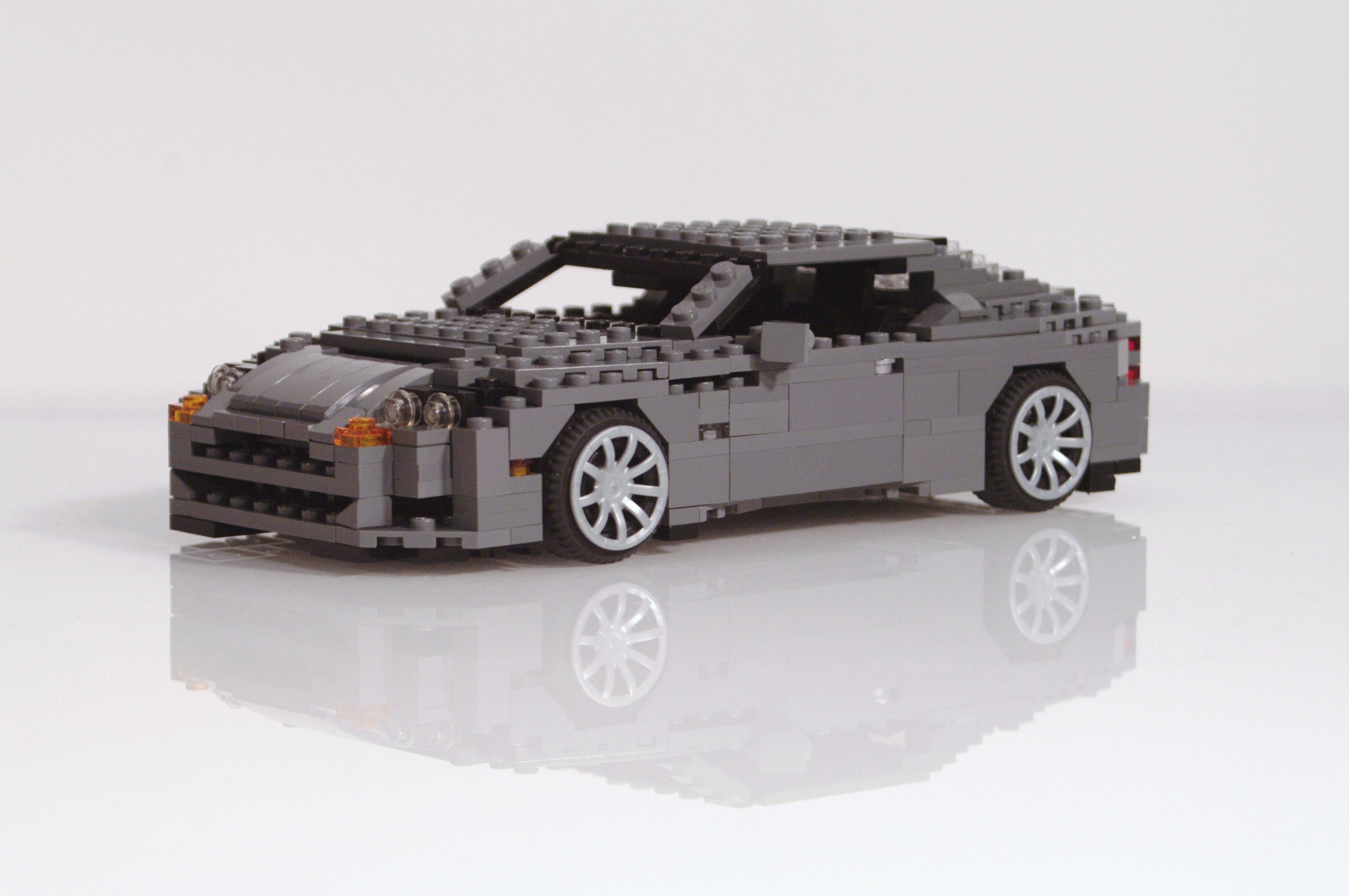 aston_martin_db9_coupe_16.jpg