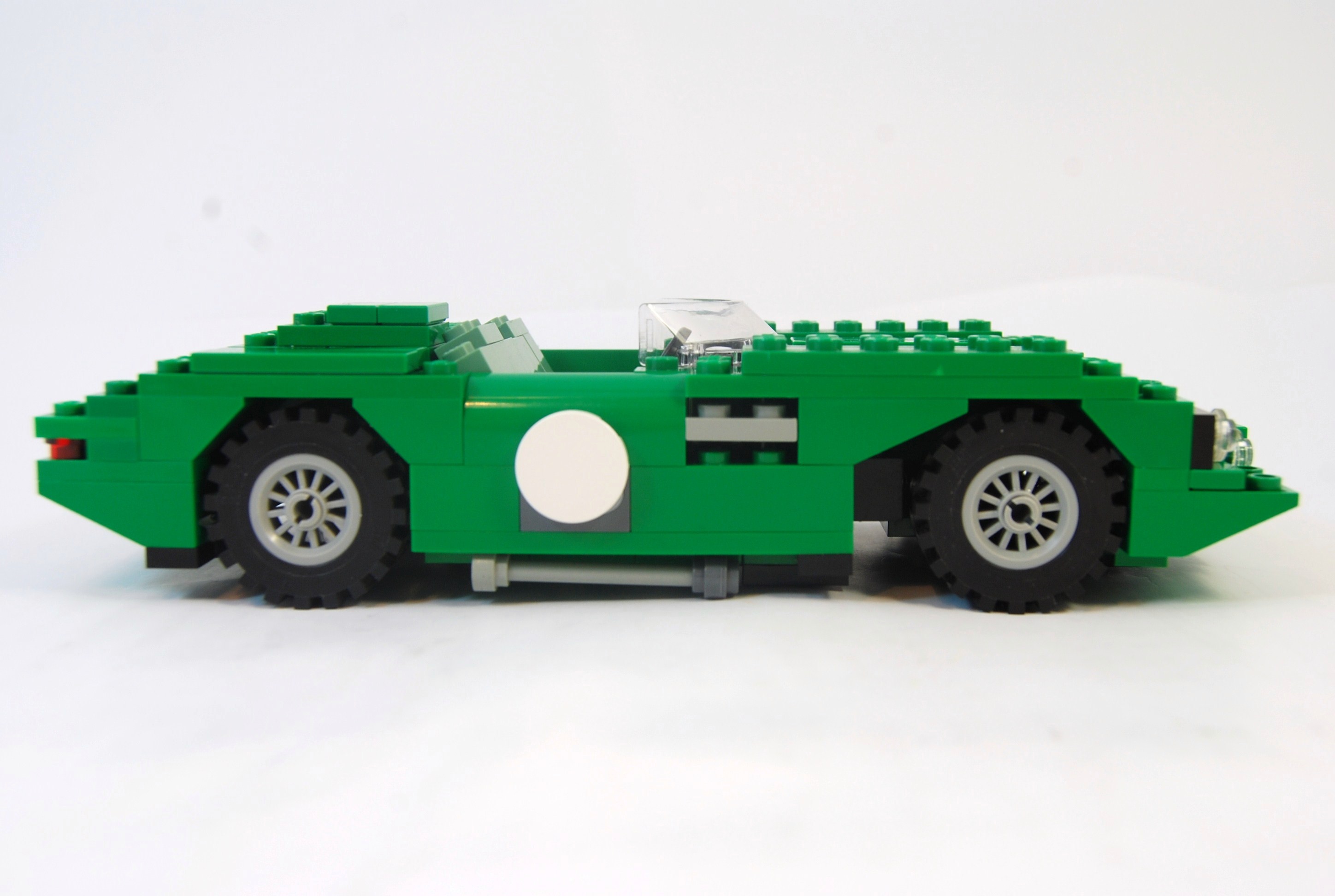 am_dbr1-300_01.jpg