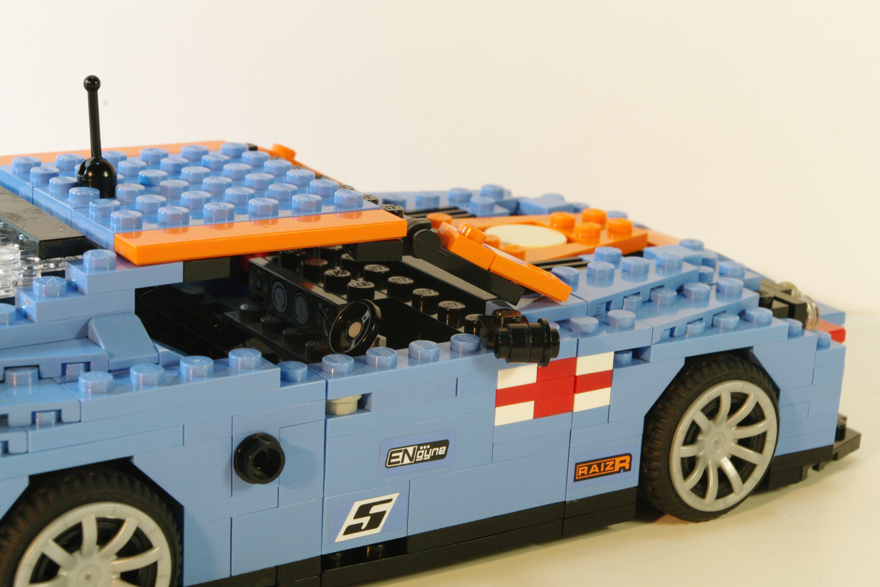 am_dbr9_racer_23.jpg