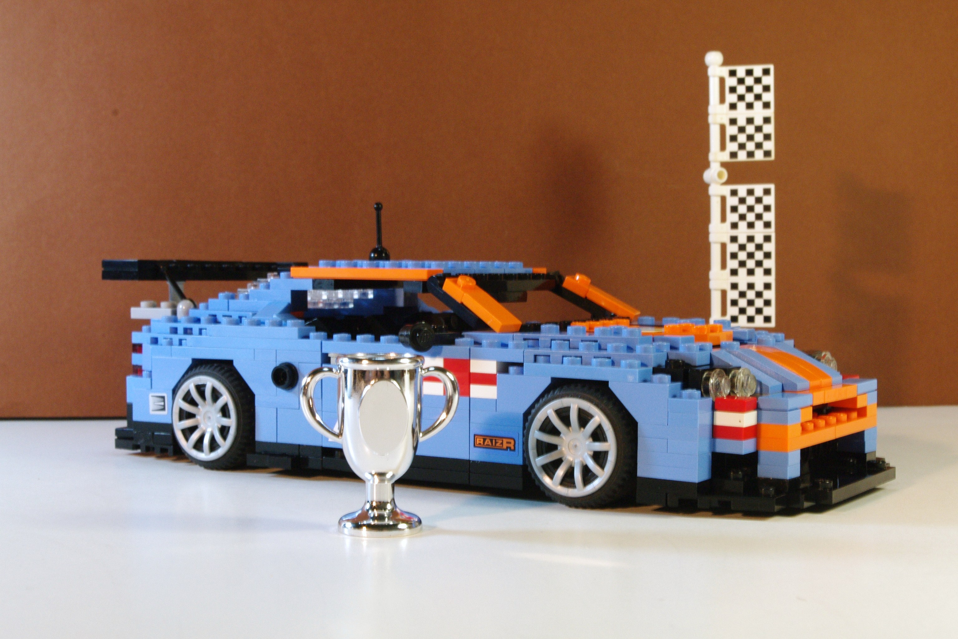 am_dbr9_racer_28.jpg