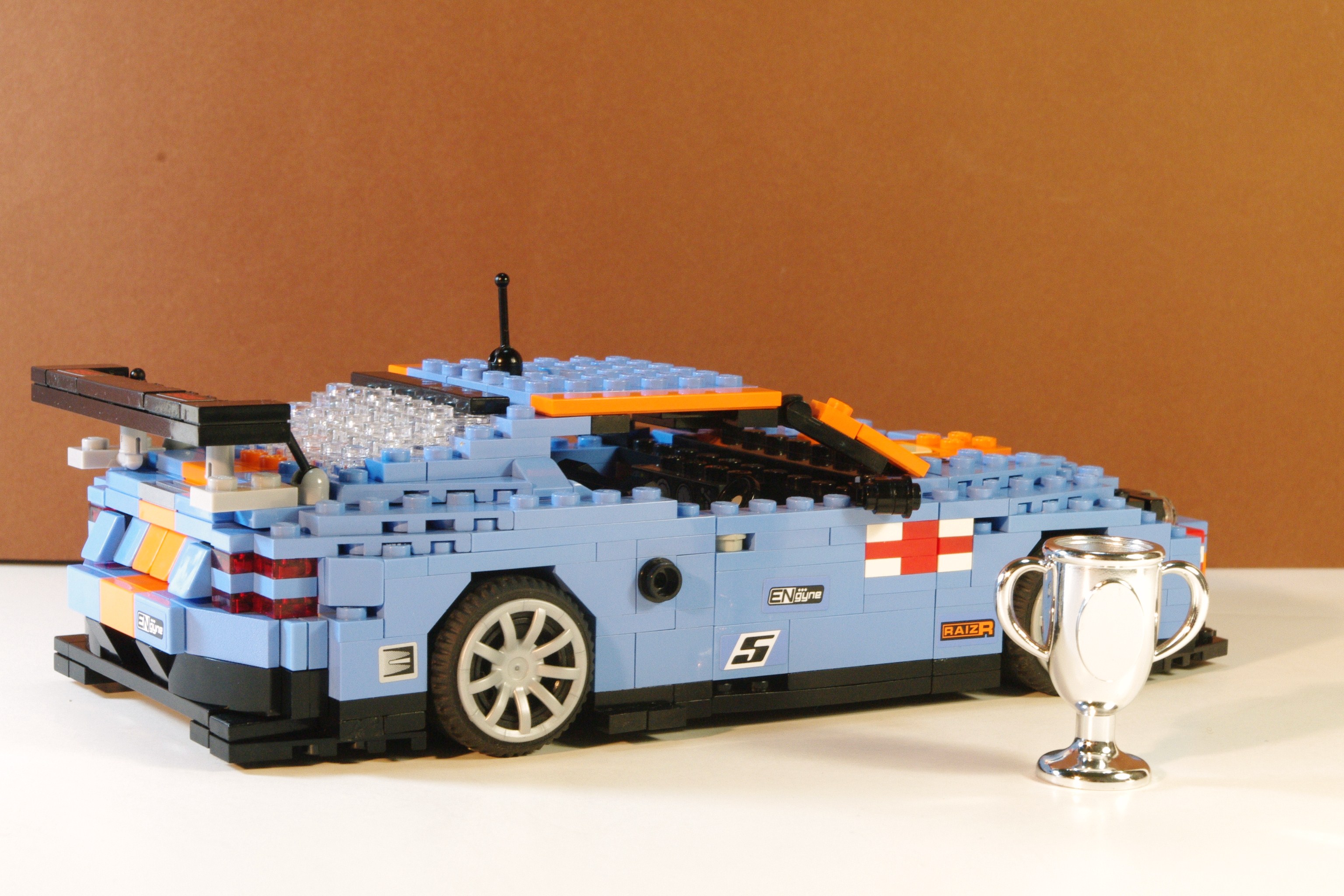 am_dbr9_racer_30.jpg