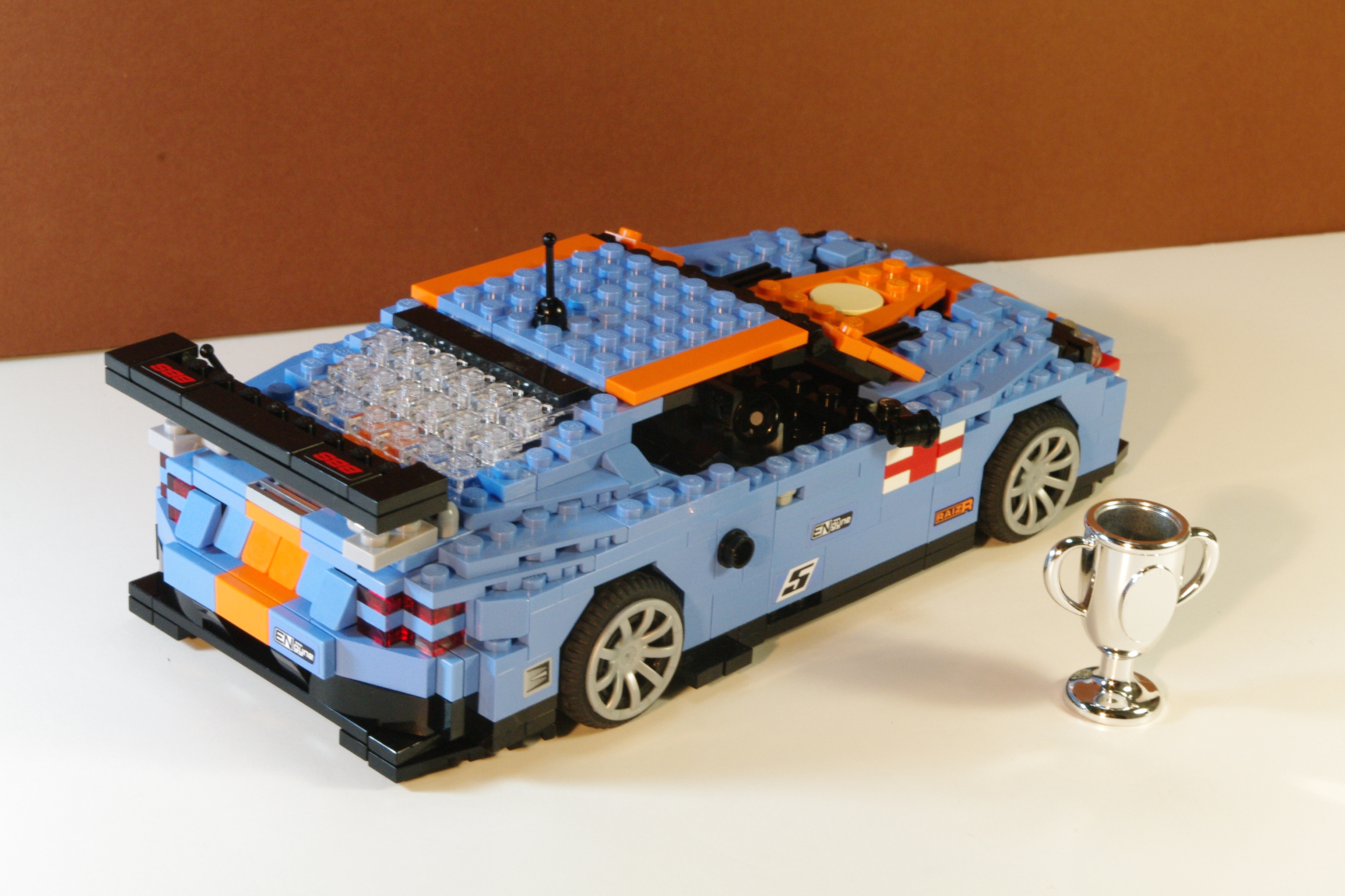 am_dbr9_racer_31.jpg