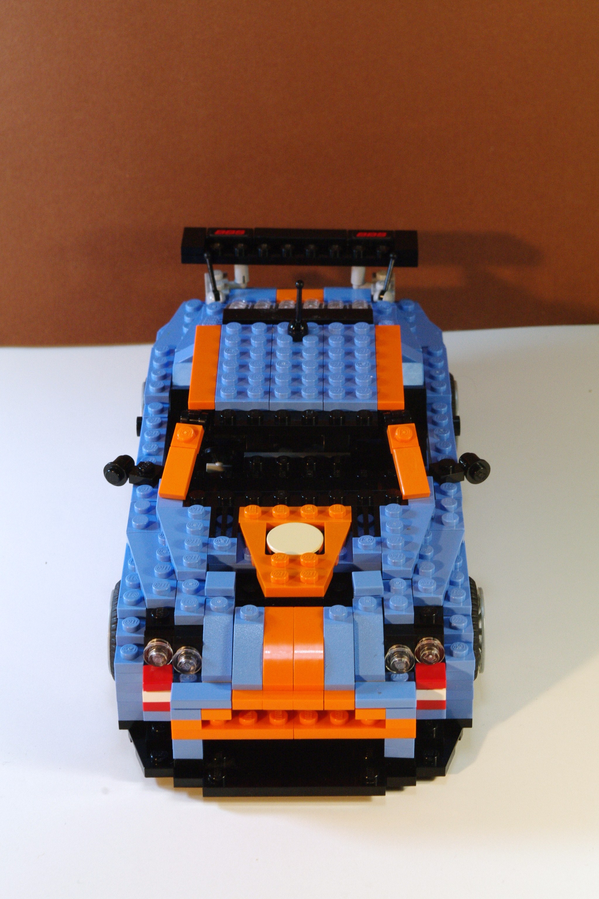 am_dbr9_racer_33.jpg