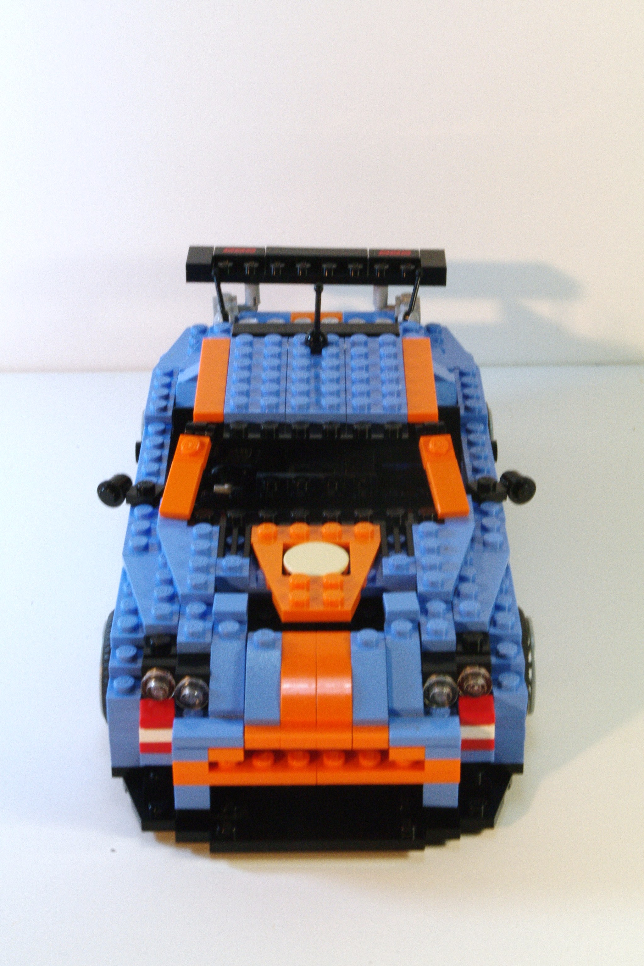 am_dbr9_racer_35.jpg