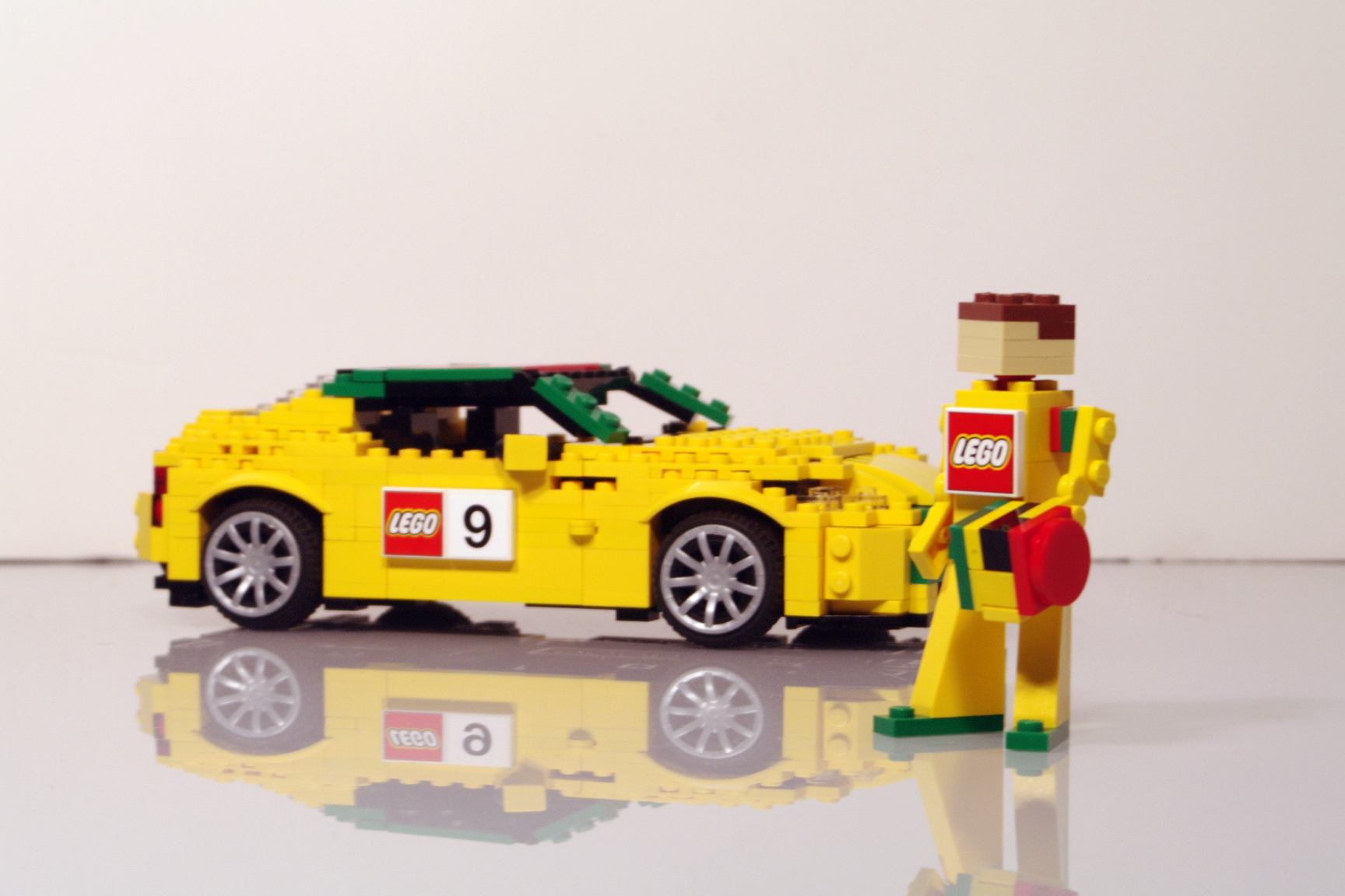 aston_martin_n24_racer_02.jpg