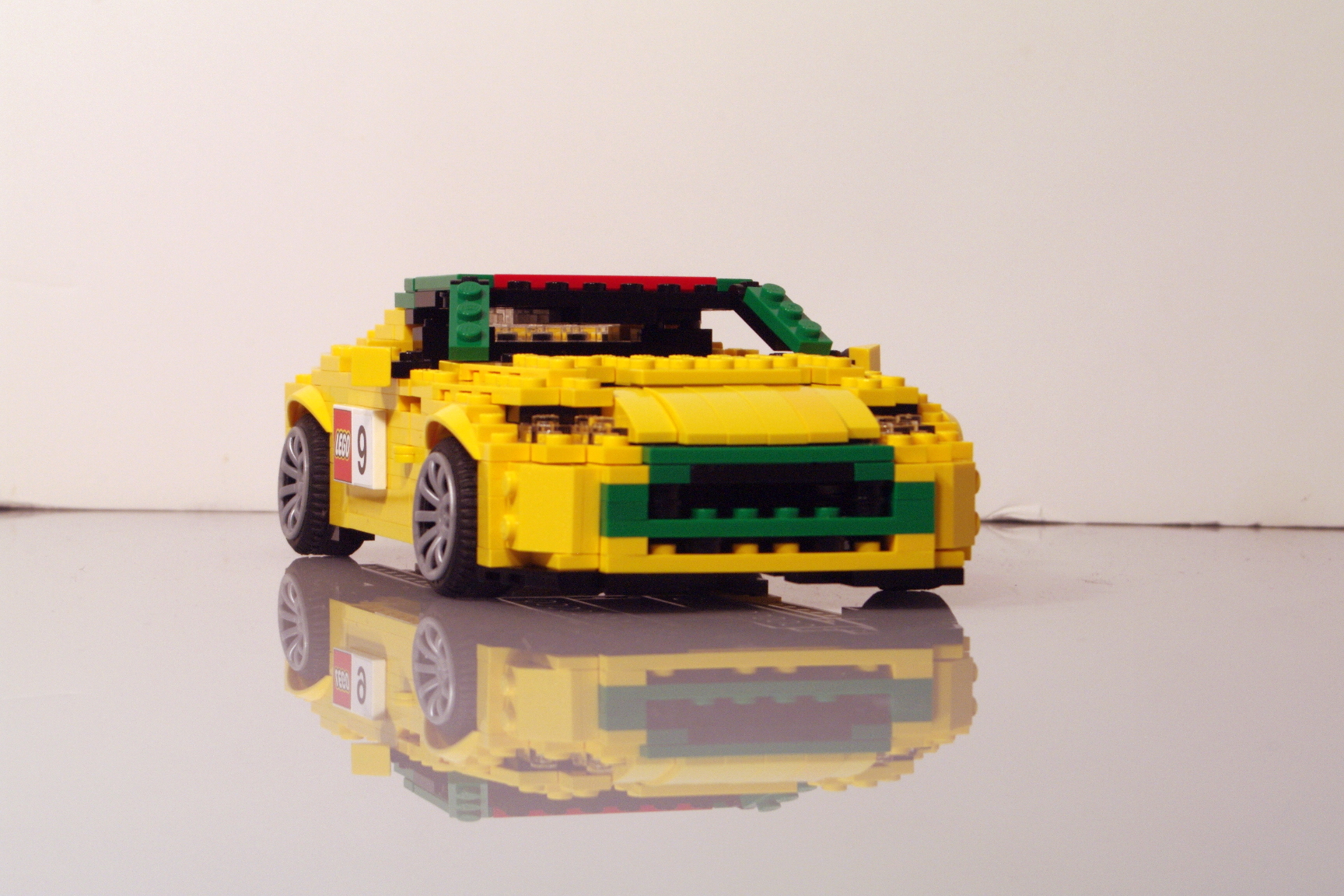aston_martin_n24_racer_06.jpg