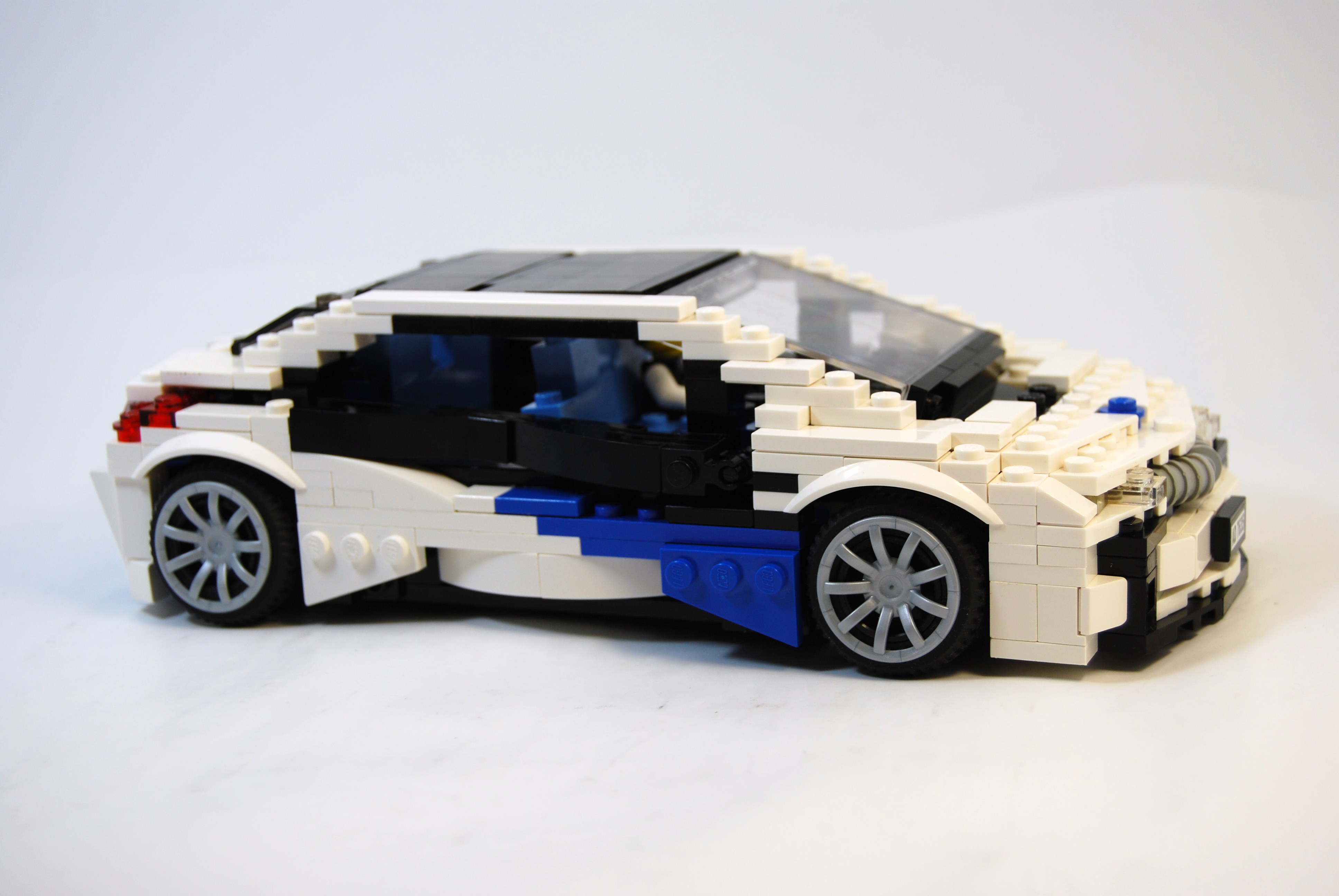 bmw_efficient_dynamics_concept_34.jpg