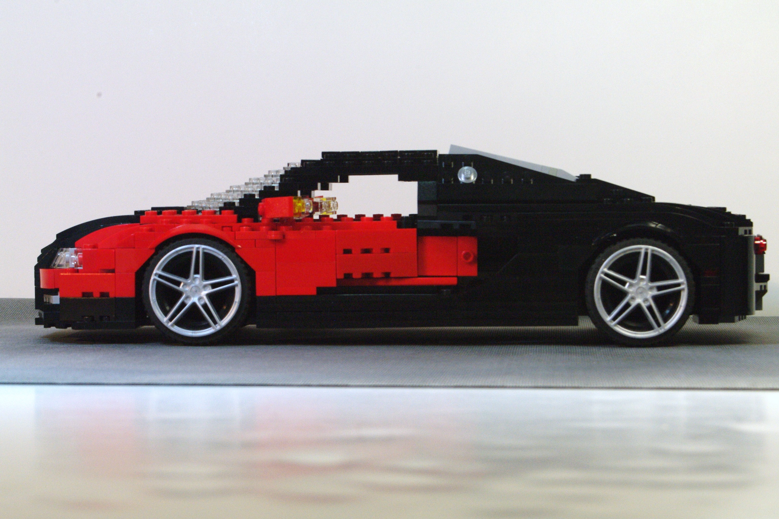 bugatti_veyron_large_03.jpg