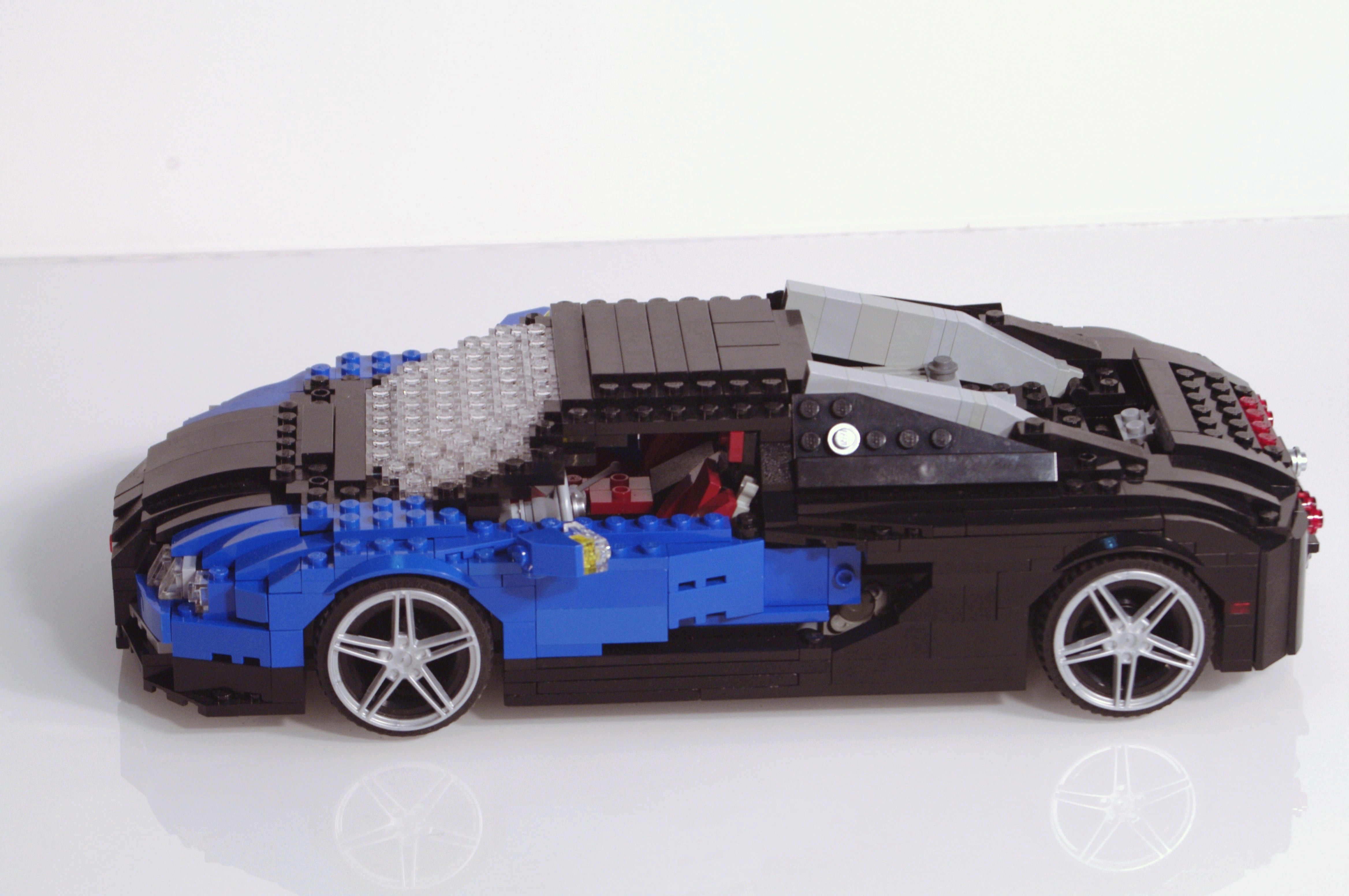 bugatti_veyron_large_23.jpg